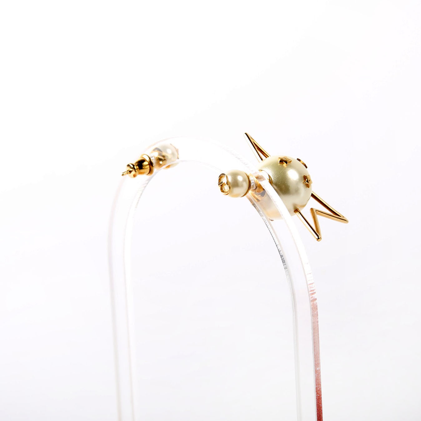Christian Dior Pearl Star Tribales Stud Earrings Gold/Pearl
