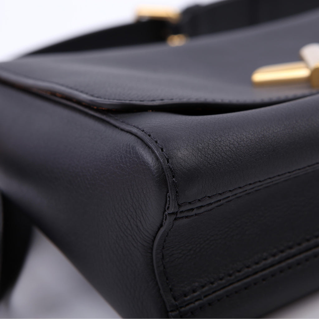 Louis Vuitton Soft Twist Shoulder Calfskin Black