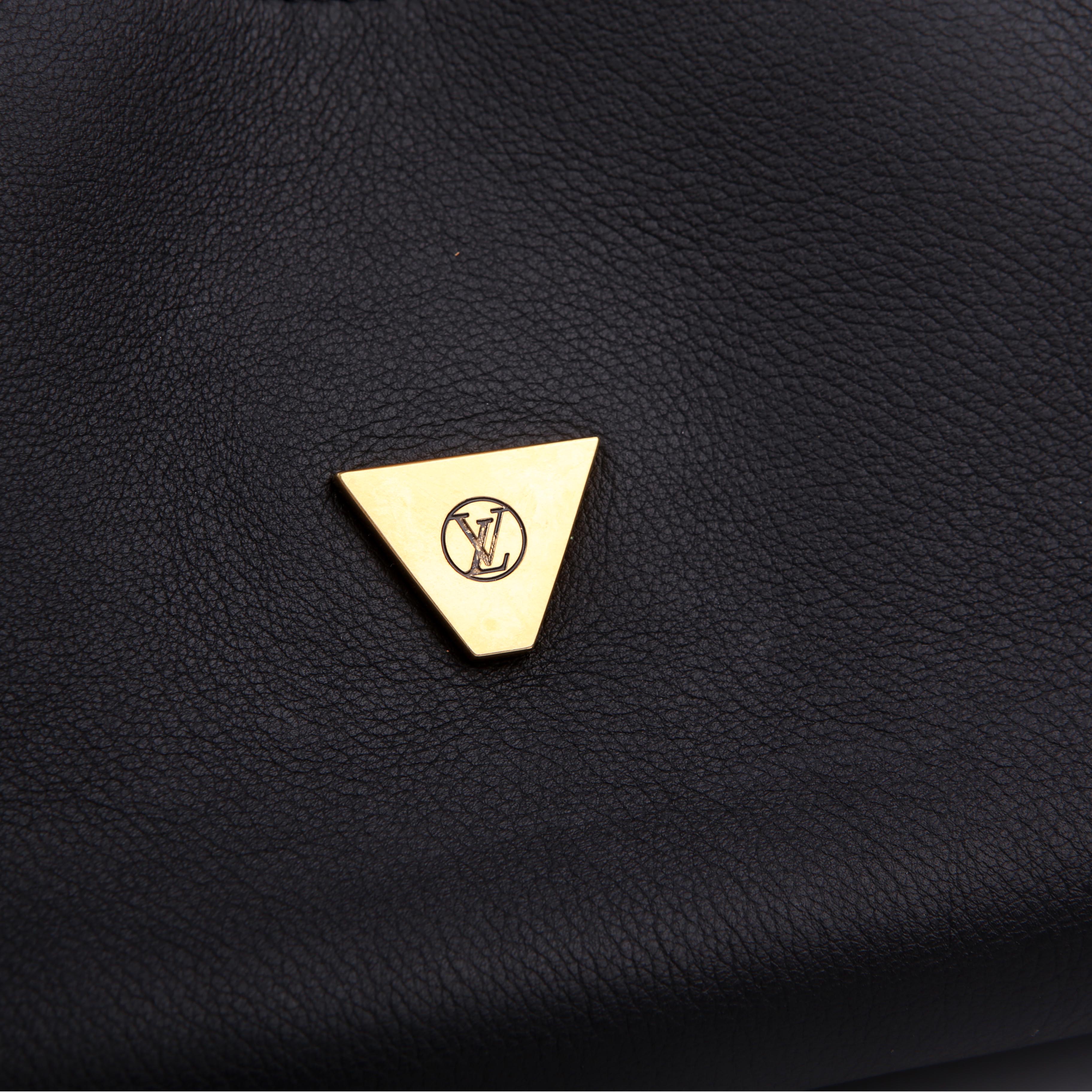 Louis Vuitton Soft Twist Shoulder Calfskin Black