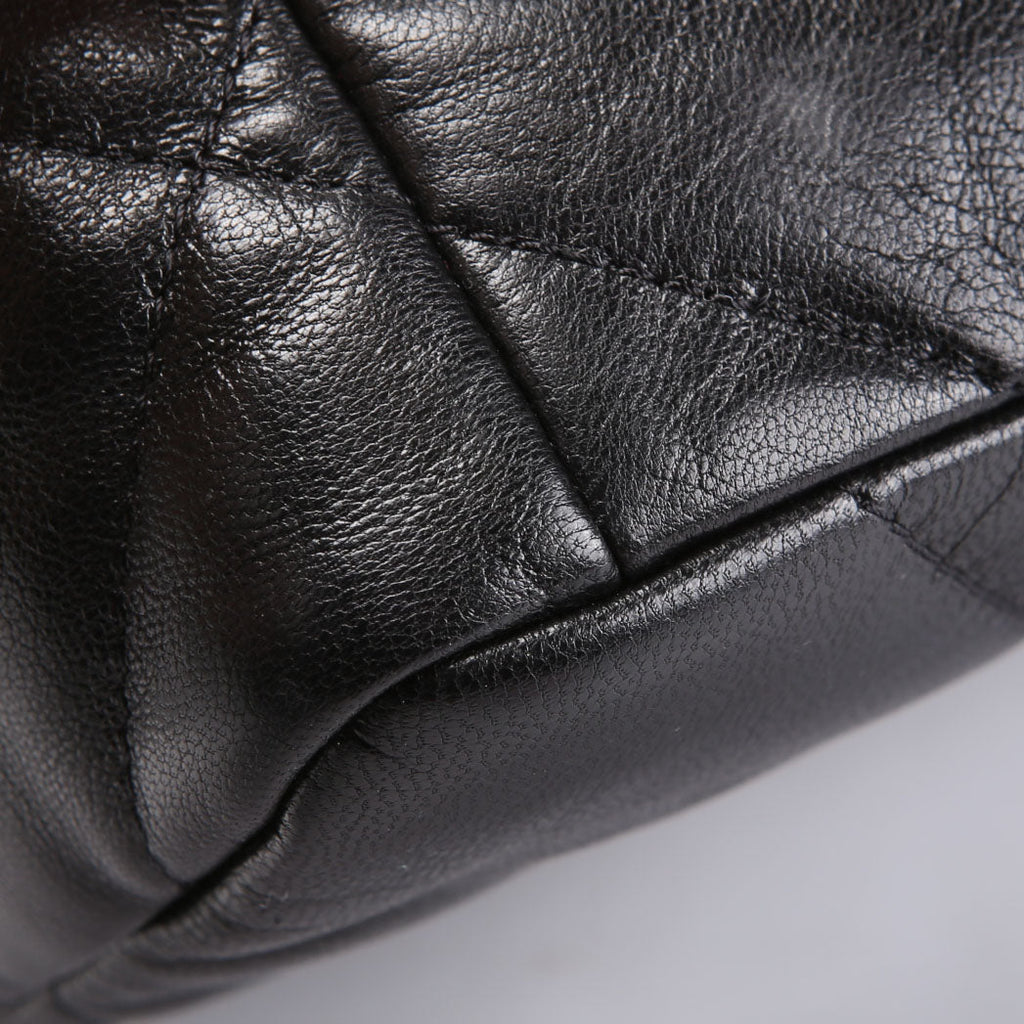 Chanel Quilted Goatskin 19 Medium Flap 30M
