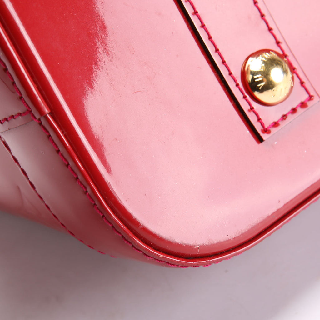 Louis Vuitton Alma PM Vernis Red