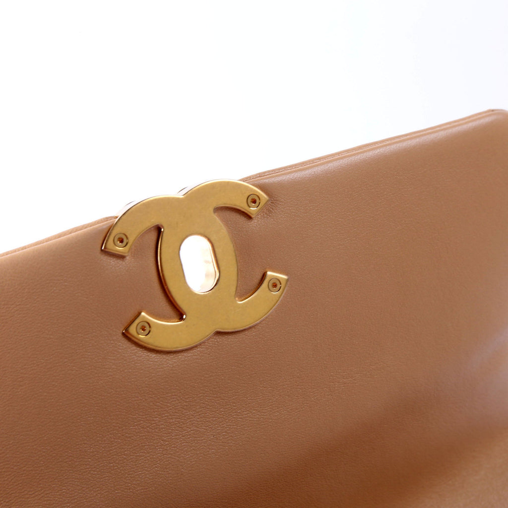 Chanel Quilted Lambskin 19 Medium Flap RFID Tan