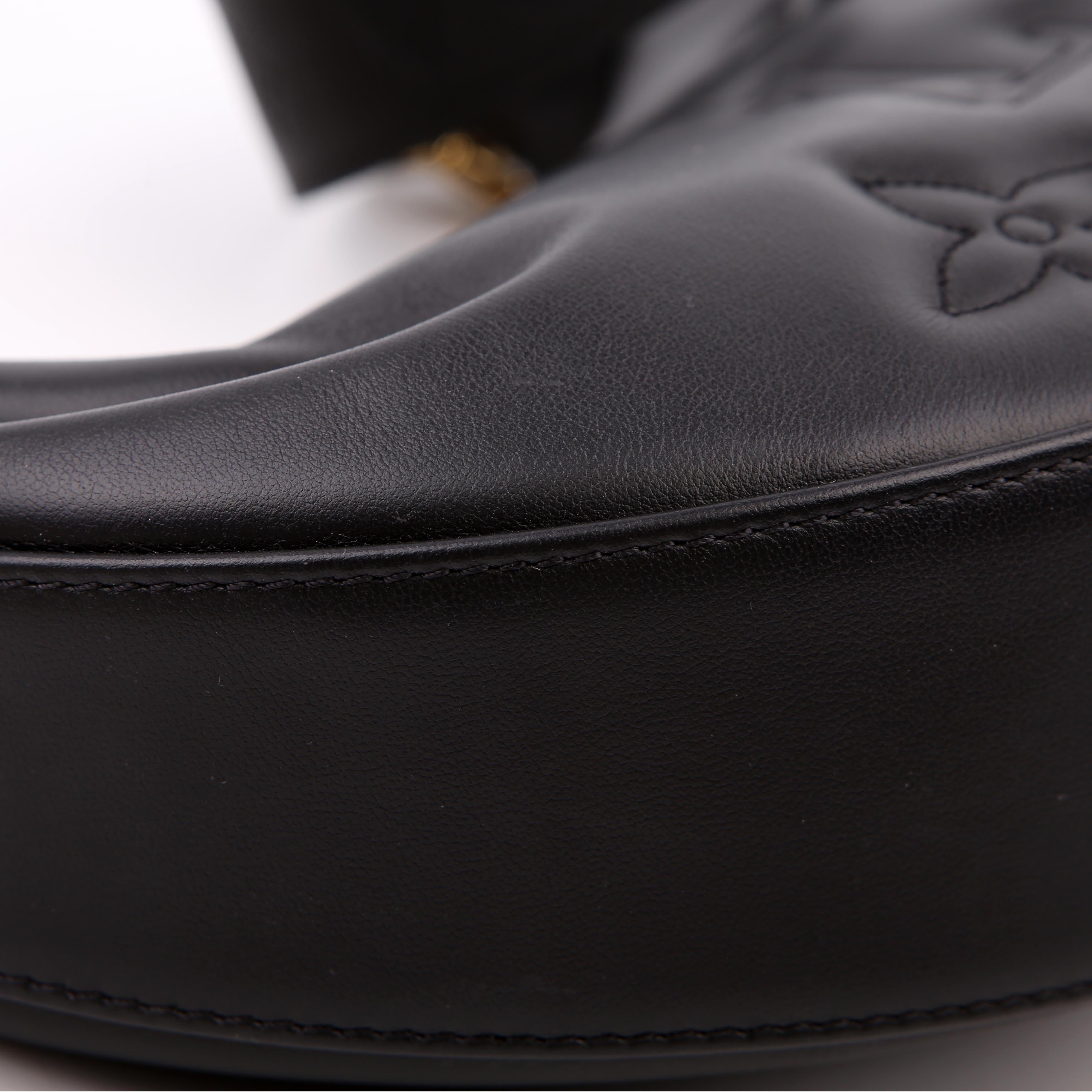 Louis Vuitton Overthemoon Bubblegram