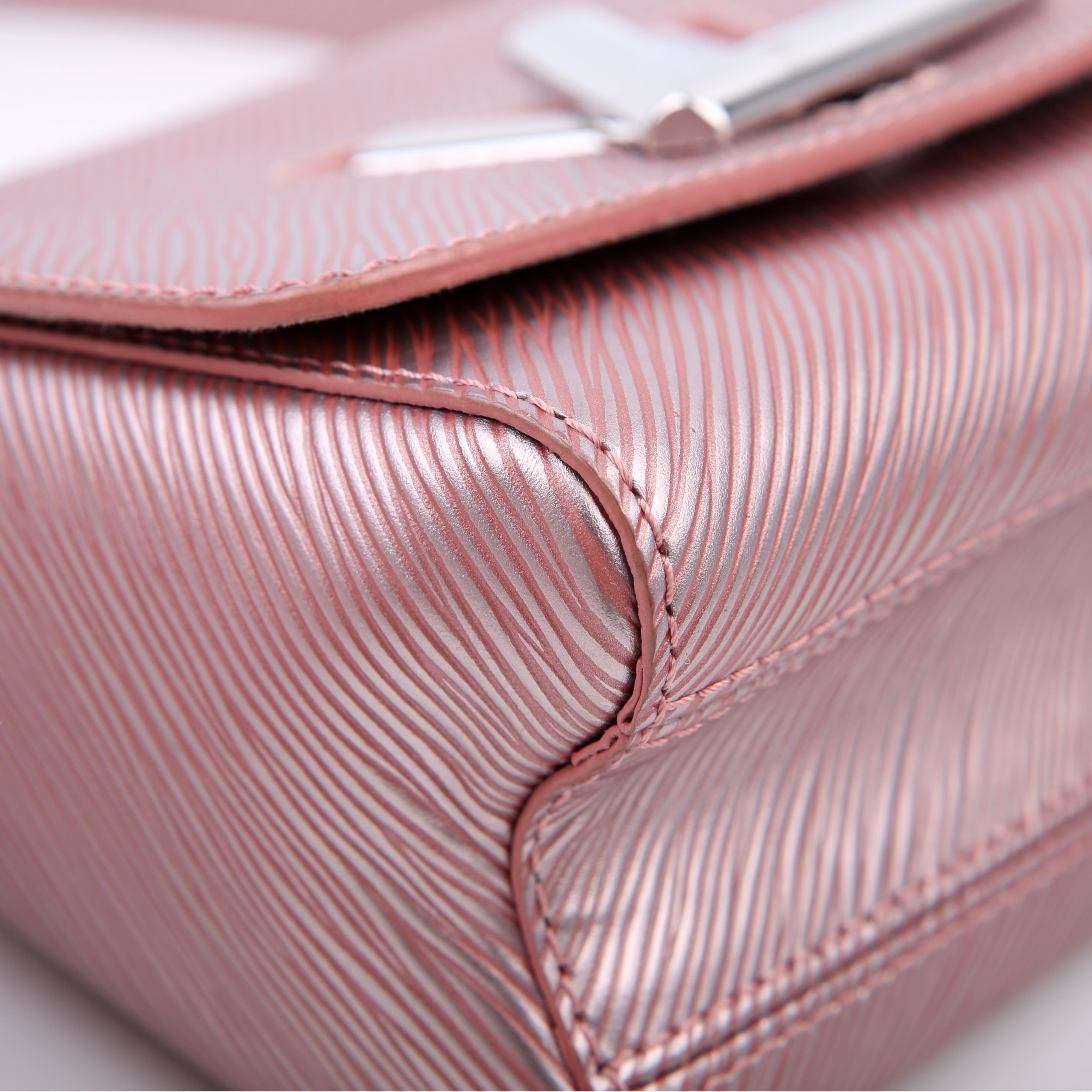 Louis Vuitton Twist PM Epi Pink