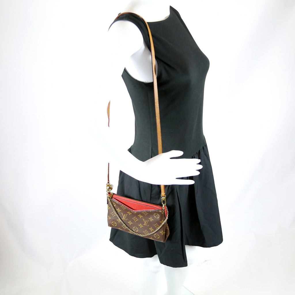 Louis Vuitton Pallas Clutch Monogram Red