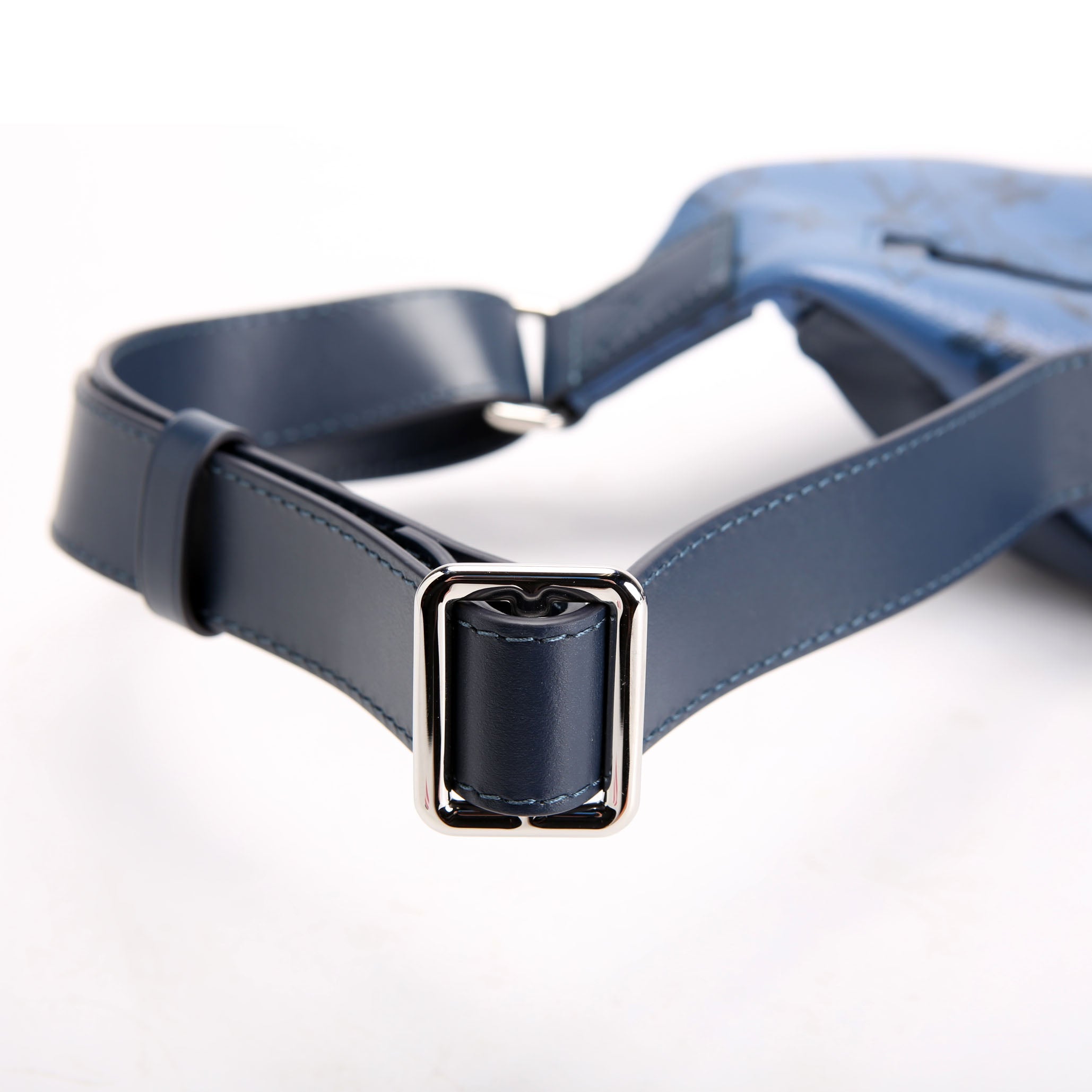 Louis Vuitton Discovery Bumbag Aquagarden Monogram Blue