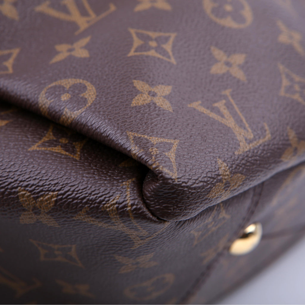 Louis Vuitton Artsy MM Monogram