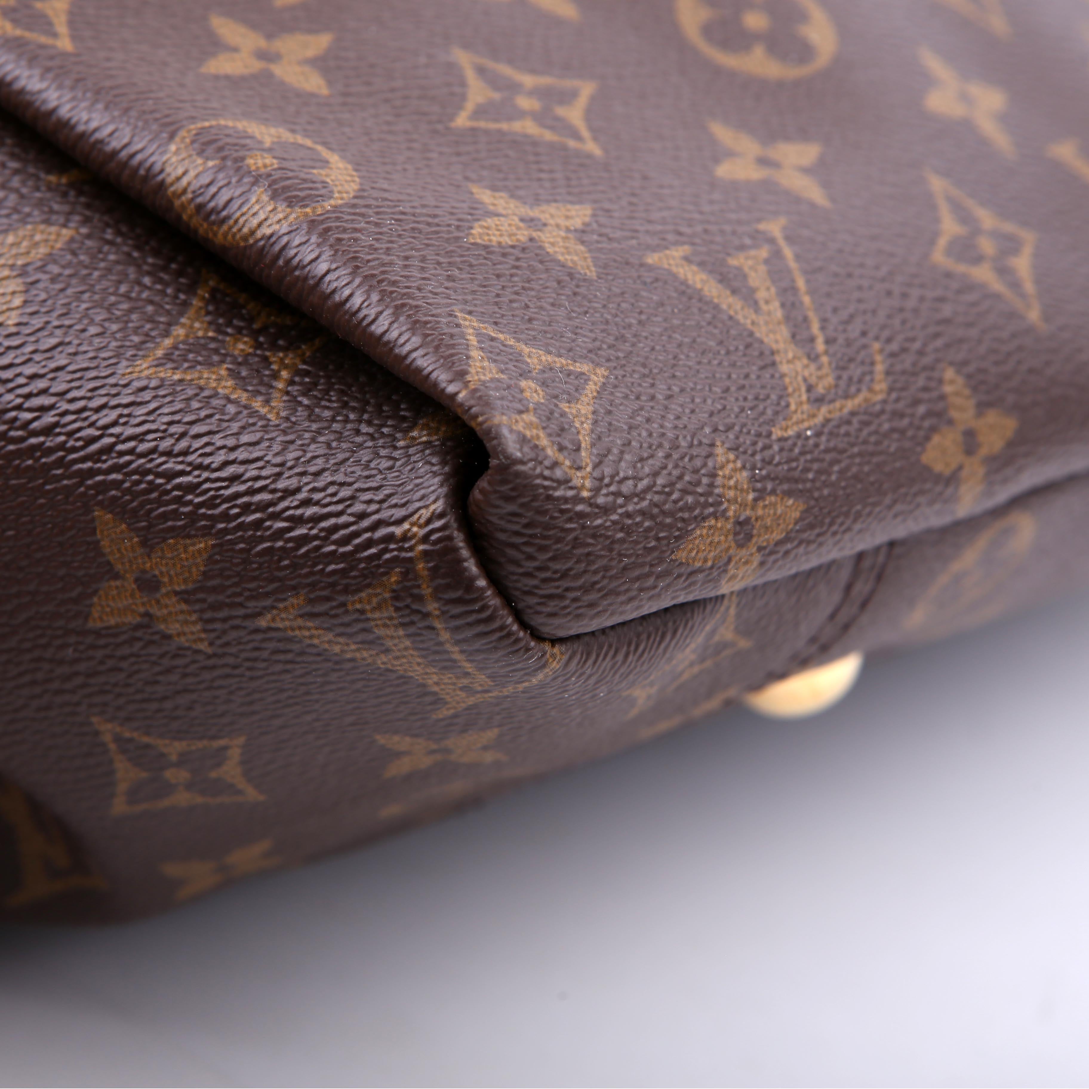 Louis Vuitton Artsy MM Monogram