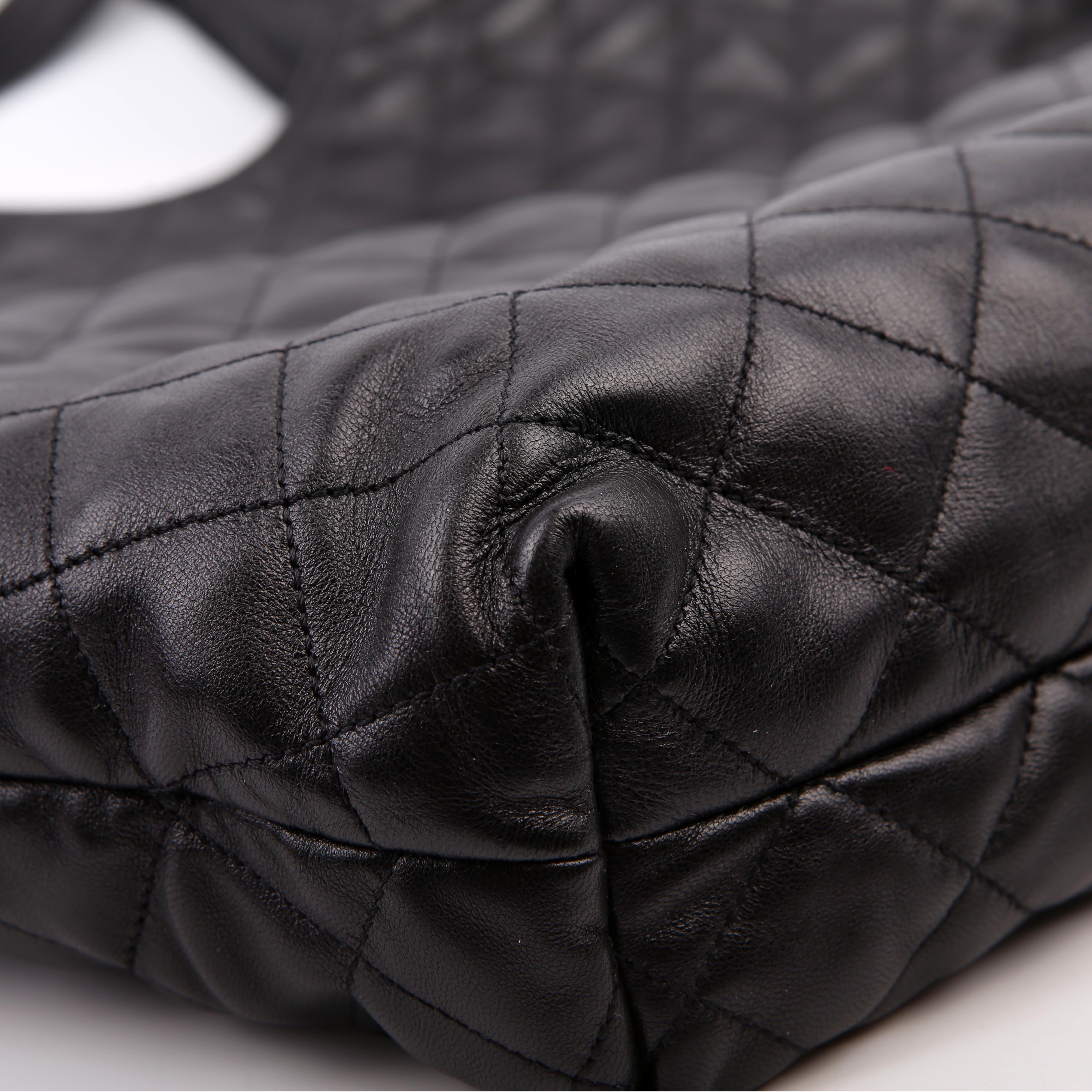 Saint Laurent Maxi Icare Shopping Black