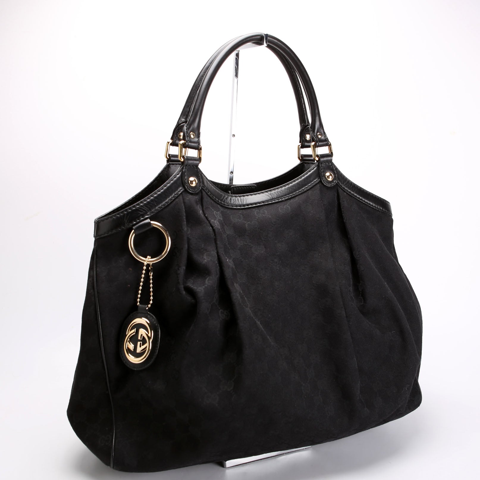 Gucci 211943 Sukey GG Canvas Large Black