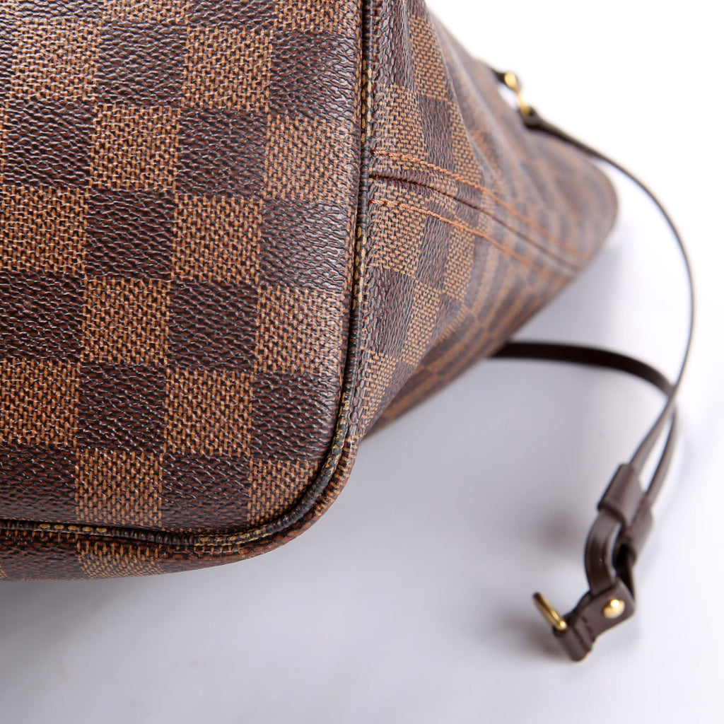 Louis Vuitton Neverfull with Wallet MM Ebene