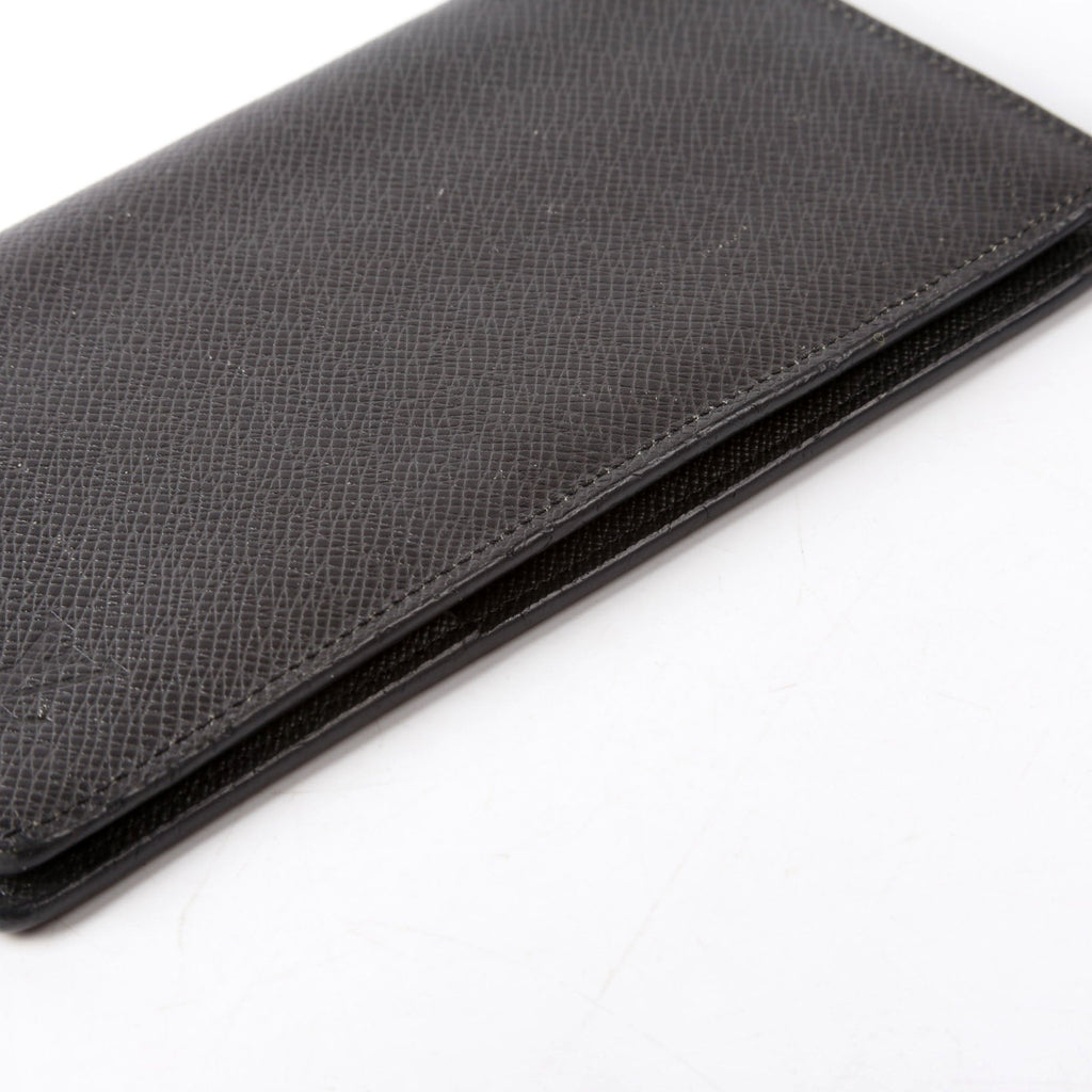 Louis Vuitton Porte Valeurs Taiga Black