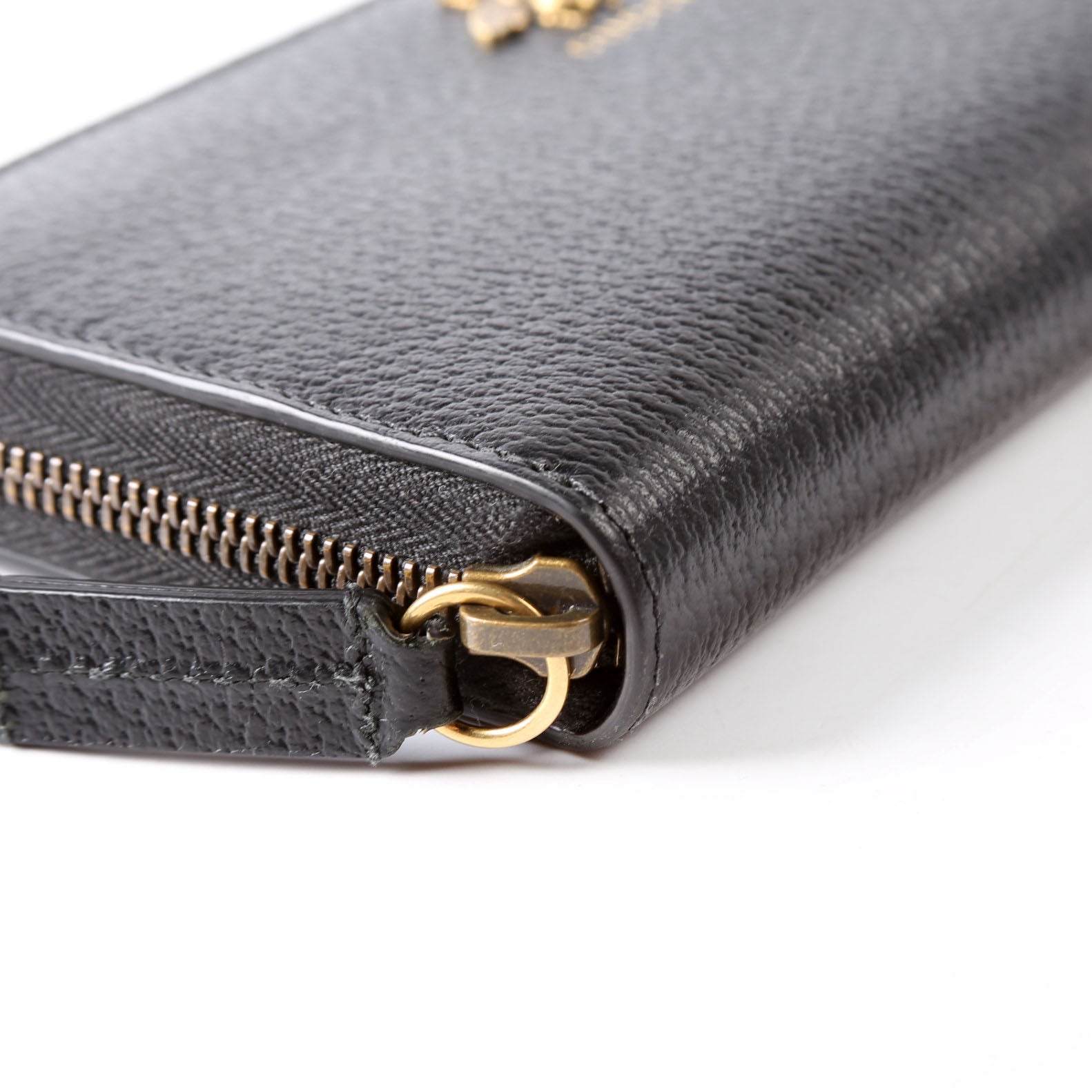 Gucci 523667 Animalier Bee Leather Zip Around Long Wallet Black