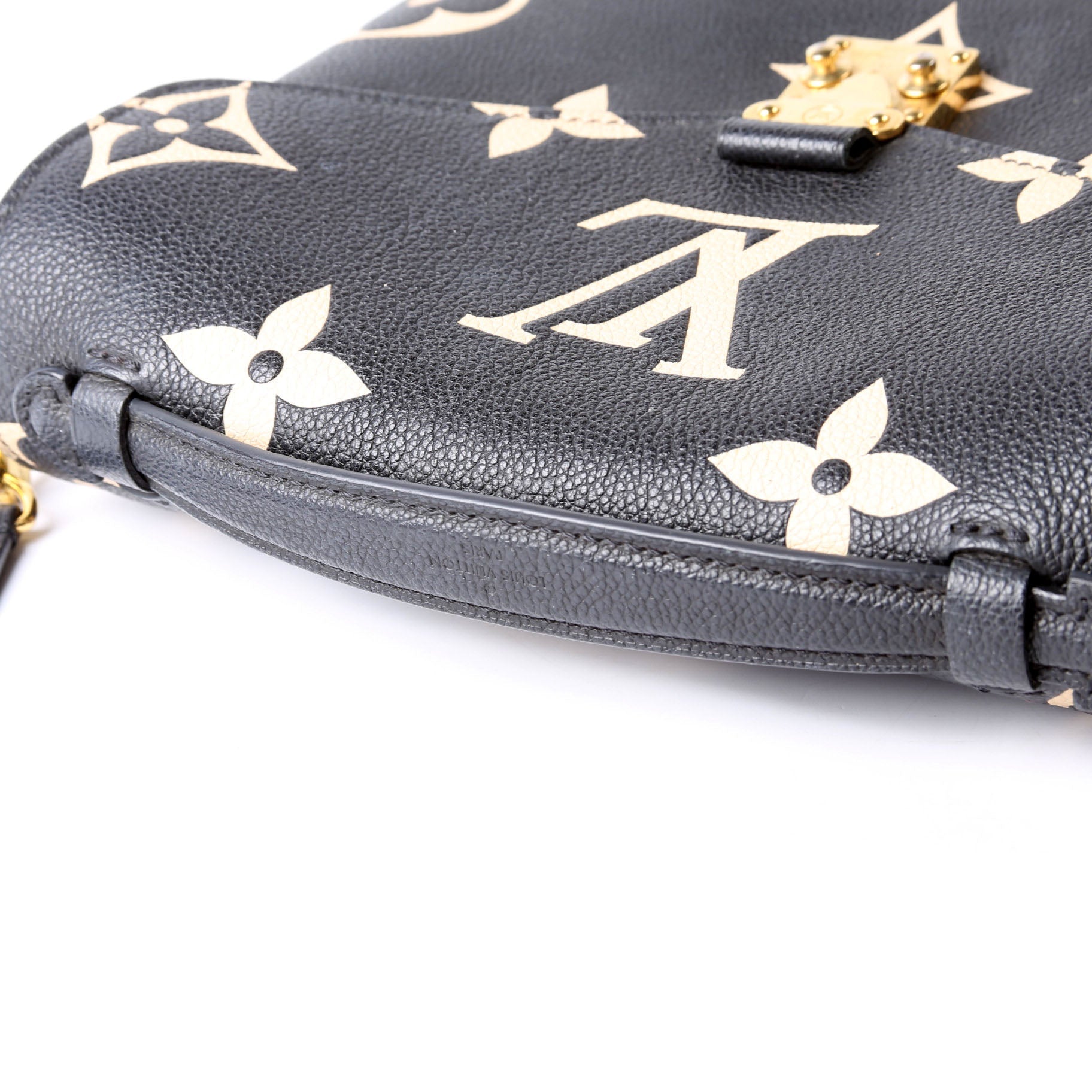 Louis Vuitton Pochette Metis Empreinte Bicolor Black/Beige