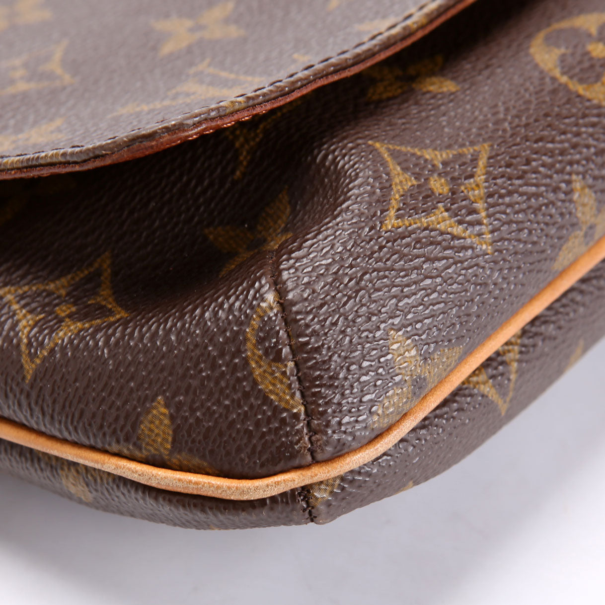 Louis Vuitton Musette Tango Short Monogram