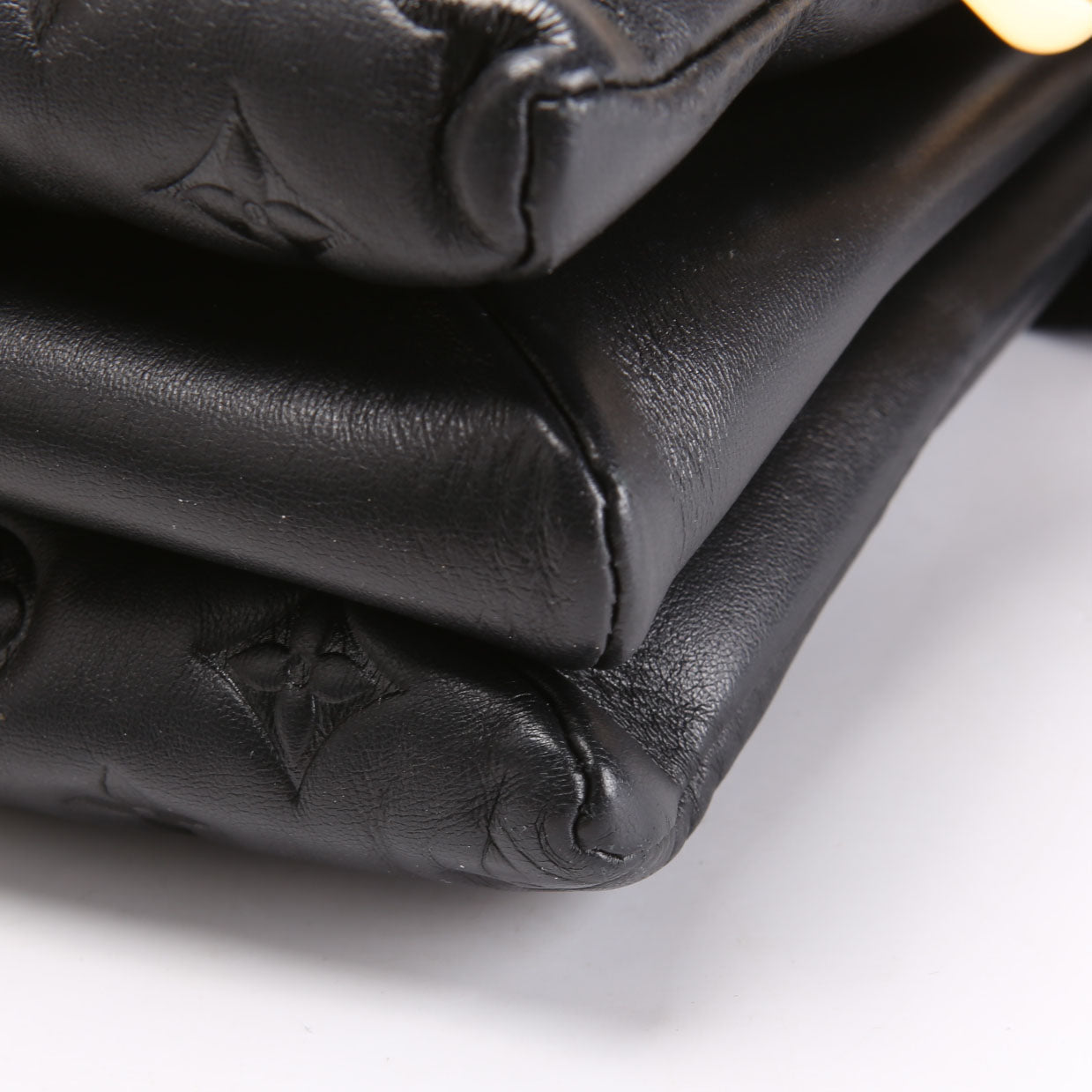 Louis Vuitton Coussin MM Lambskin Black