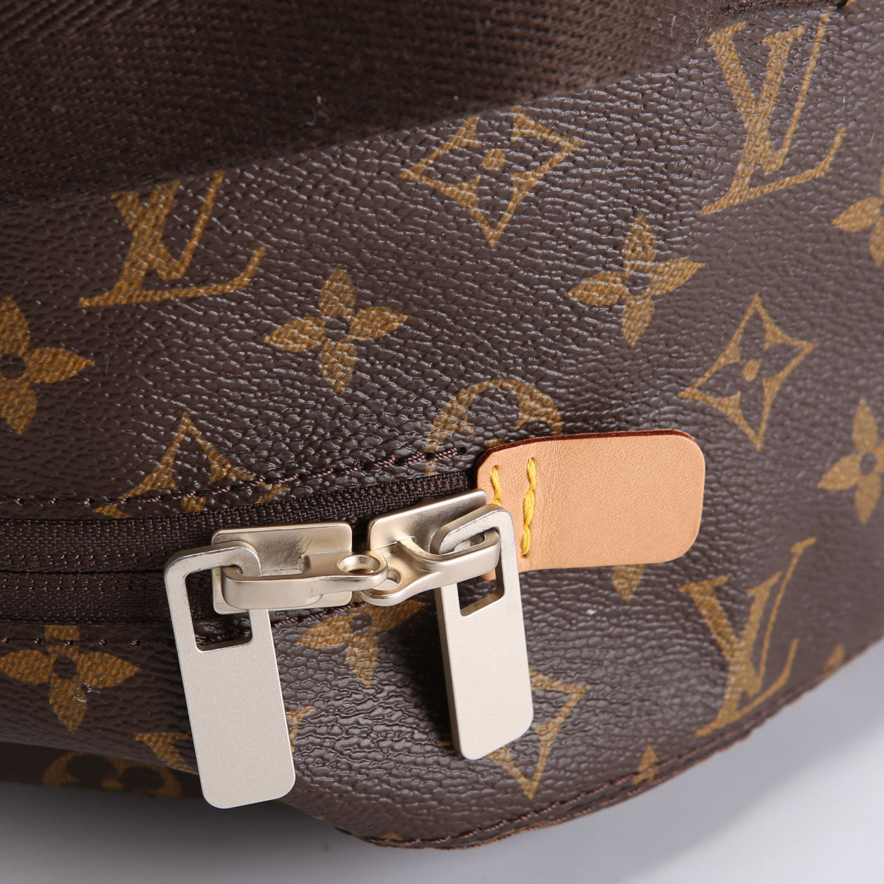 Louis Vuitton Horizon Soft Duffle 55 Monogram
