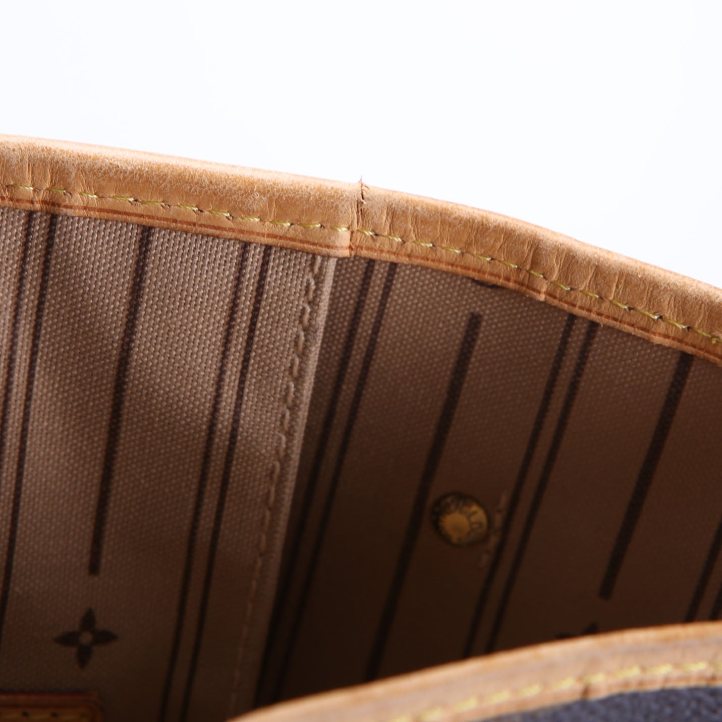 Louis Vuitton Neverfull MM Monogram Beige