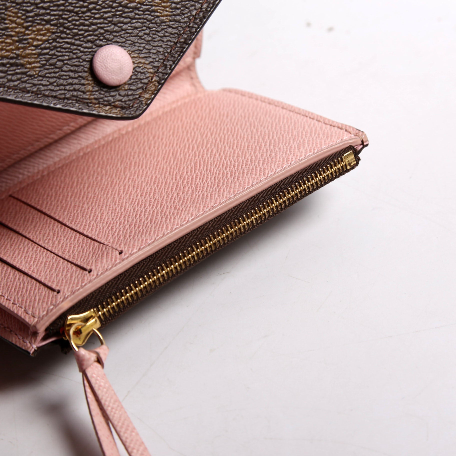 Louis Vuitton Victorine Wallet Monogram Pink
