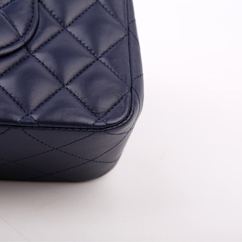 Chanel Classic Flap Medium Lambskin Blue 29M
