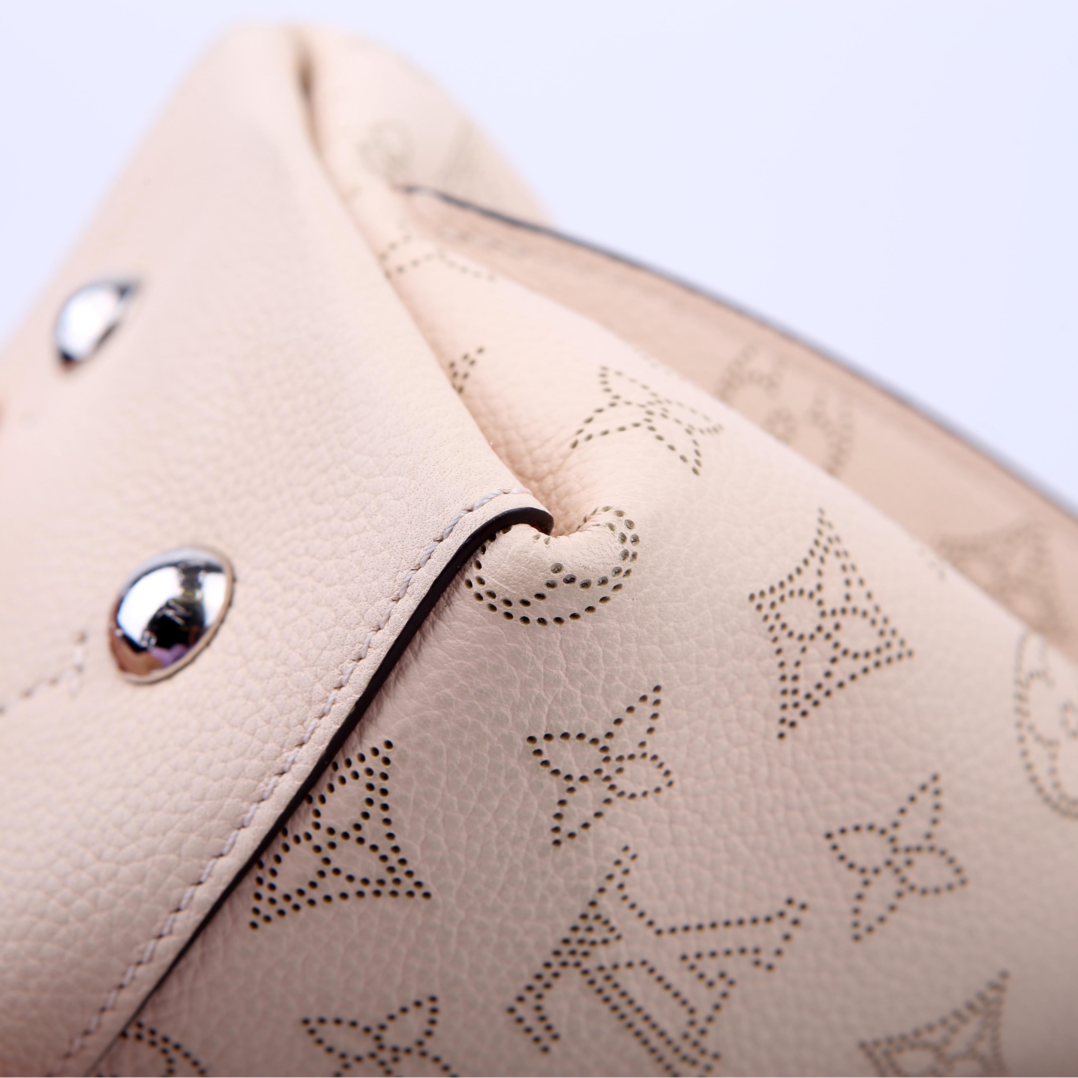 Louis Vuitton Muria Bucket Mahina Cream/Brown