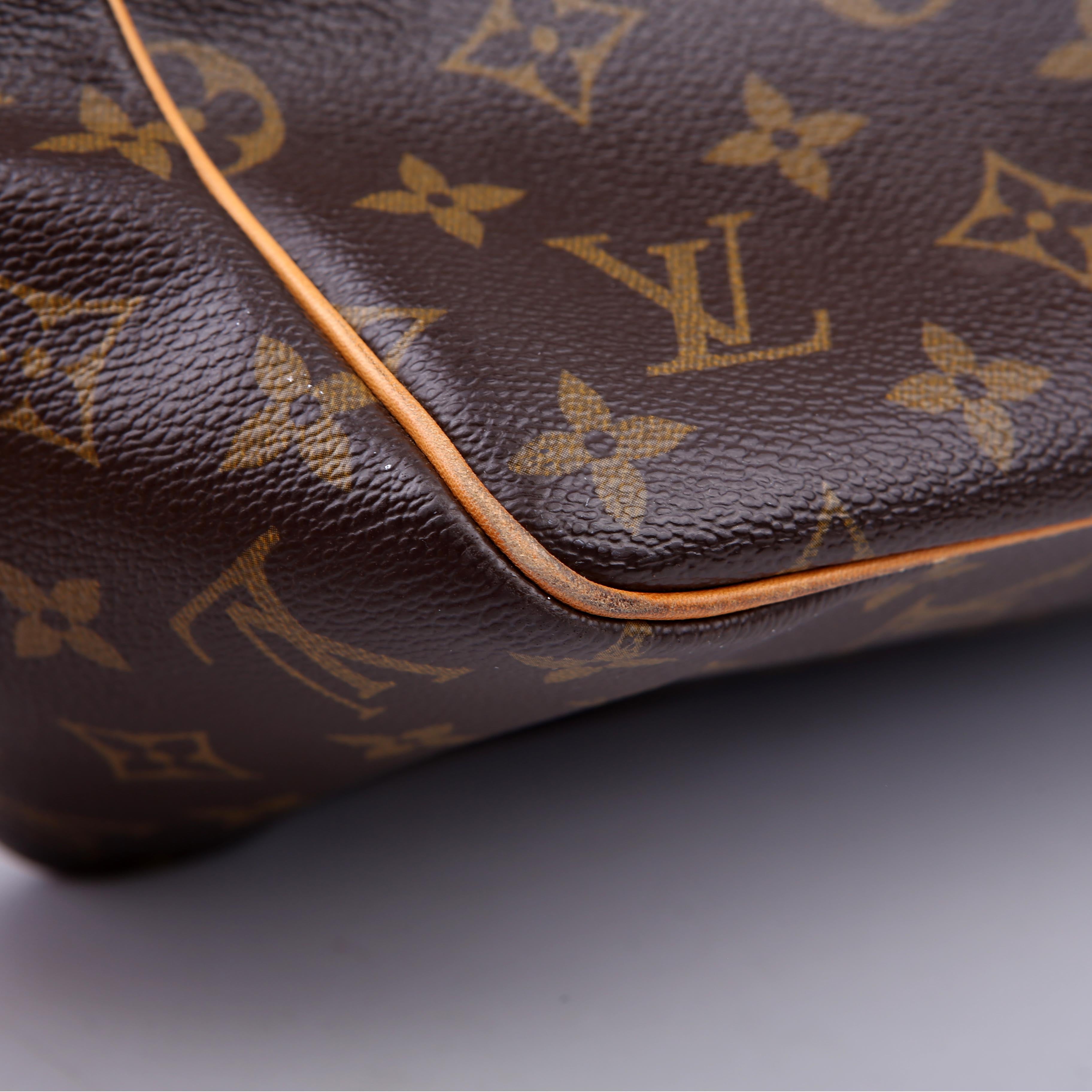 Louis Vuitton Batignolles Vertical Monogram