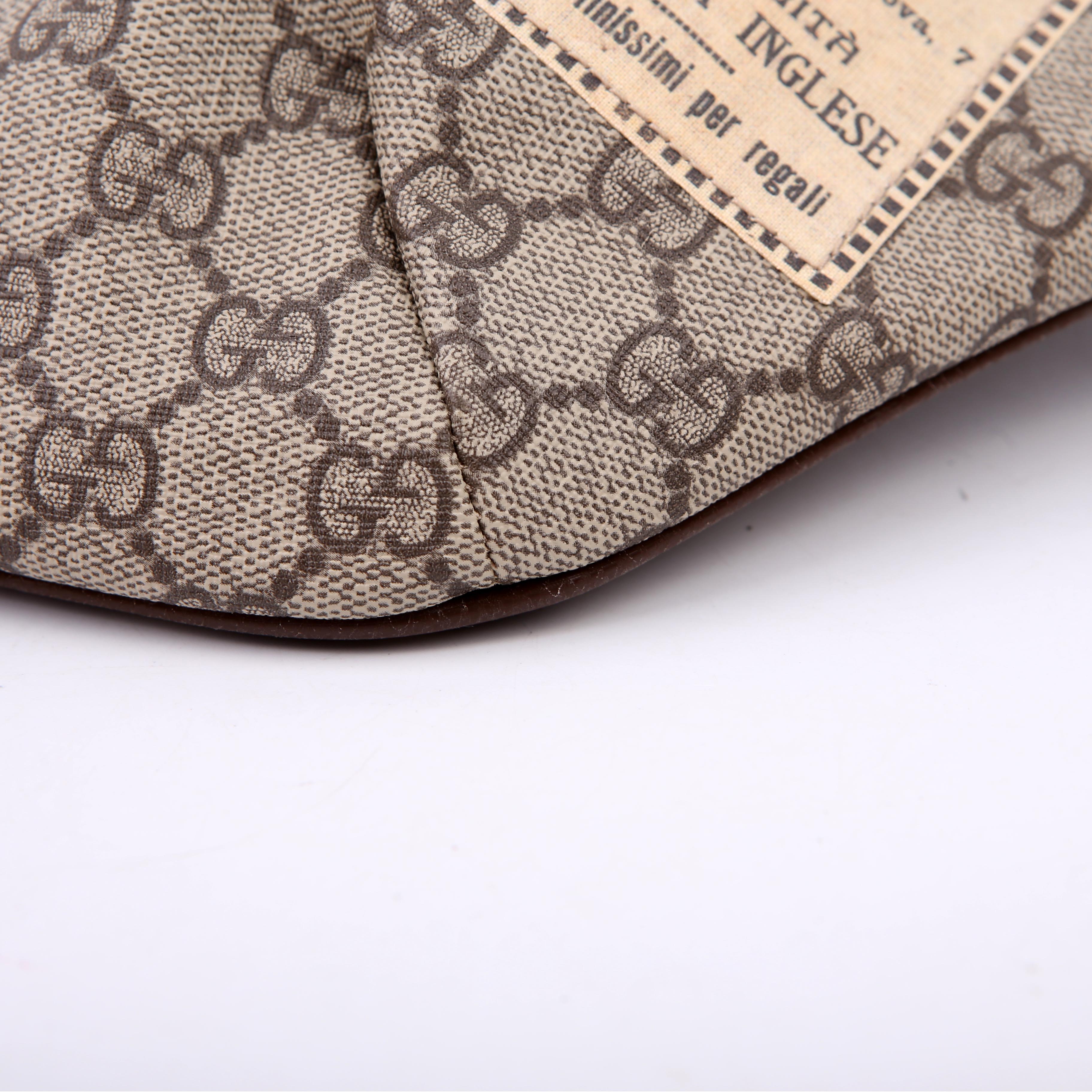 Gucci 529711 GG Supreme Courrier Belt Bag