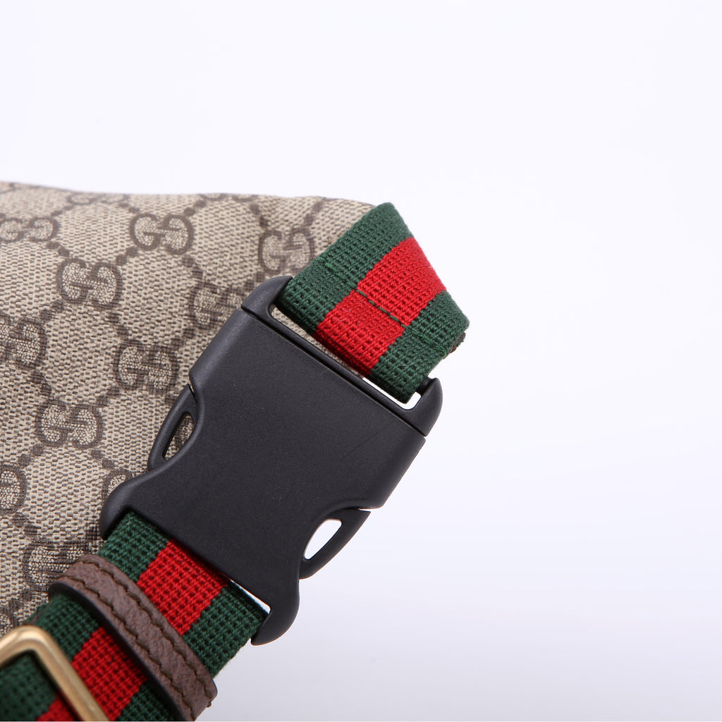 Gucci 529711 GG Supreme Courrier Belt Bag