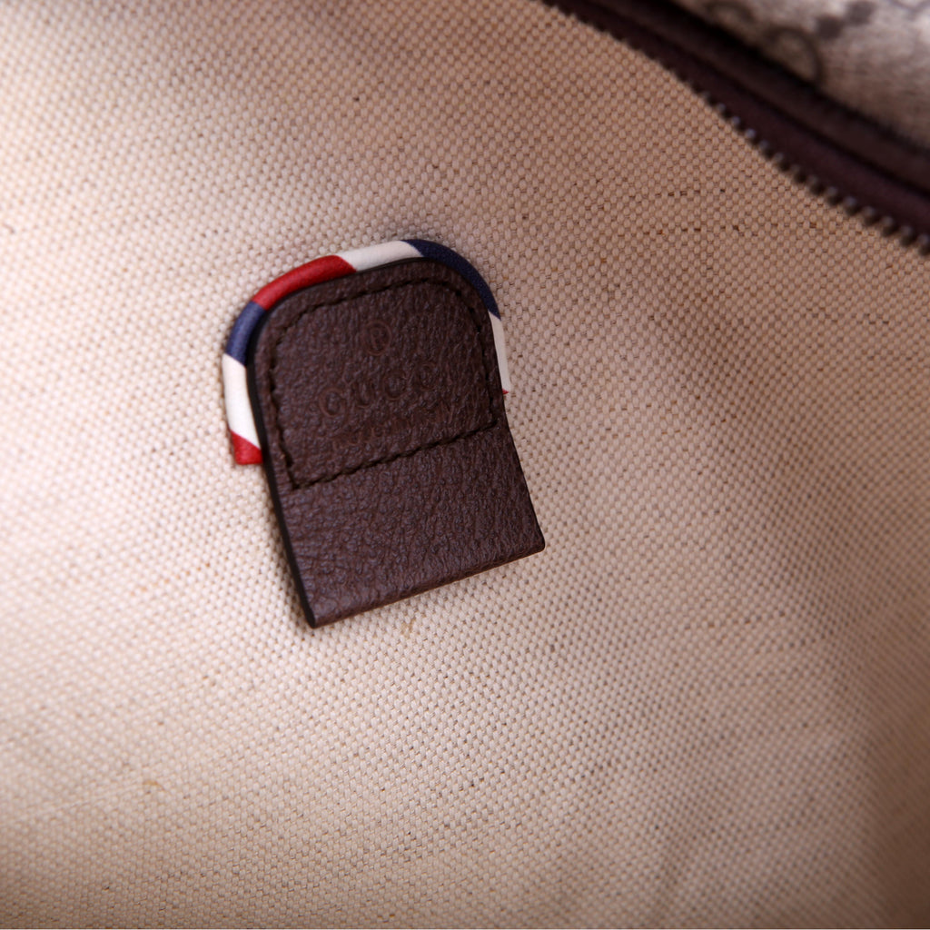 Gucci 529711 GG Supreme Courrier Belt Bag