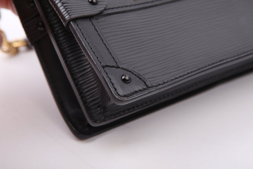 Louis Vuitton Trunk Clutch Epi