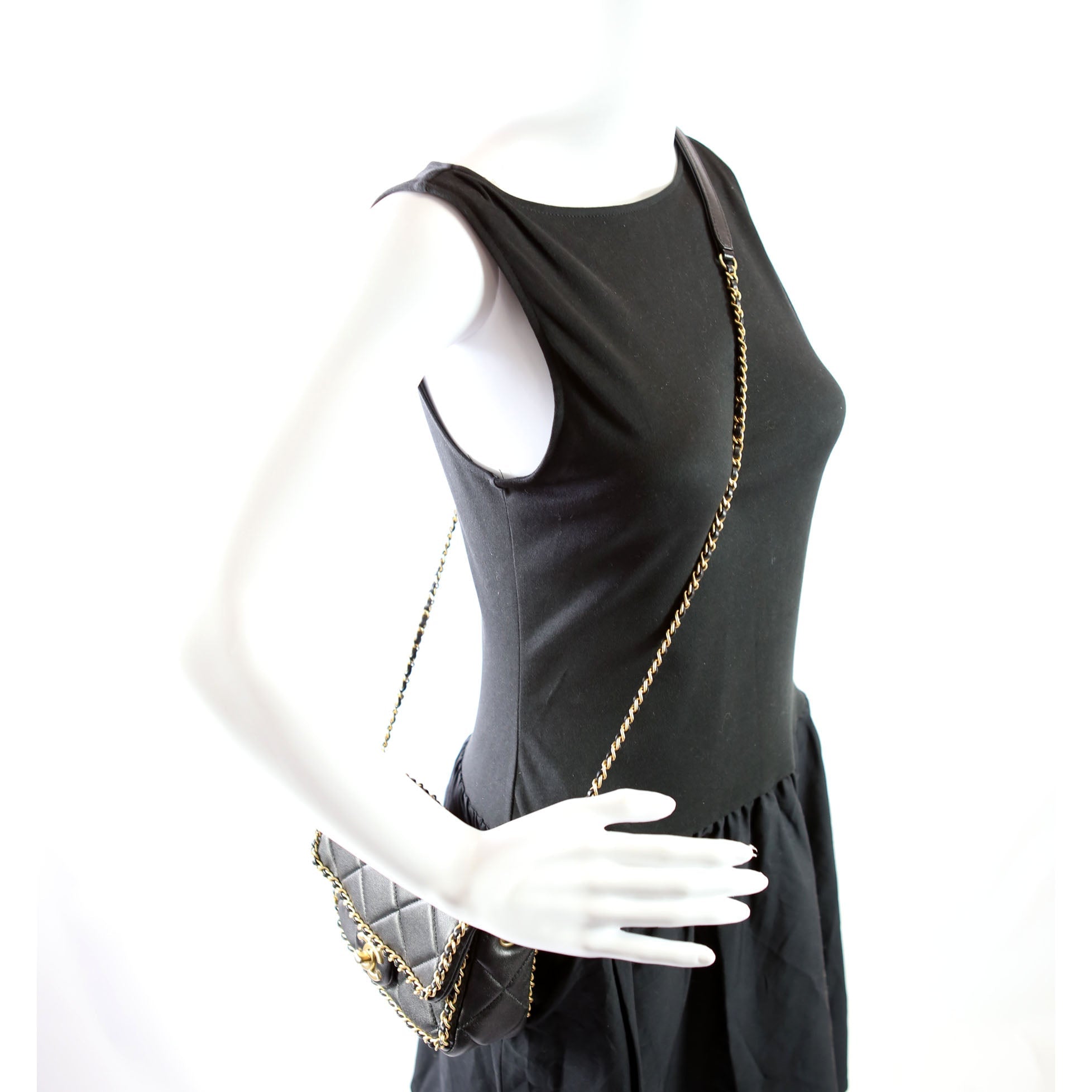 Chanel Chain Me Flap Small Lambskin (RFID) Black/Gold