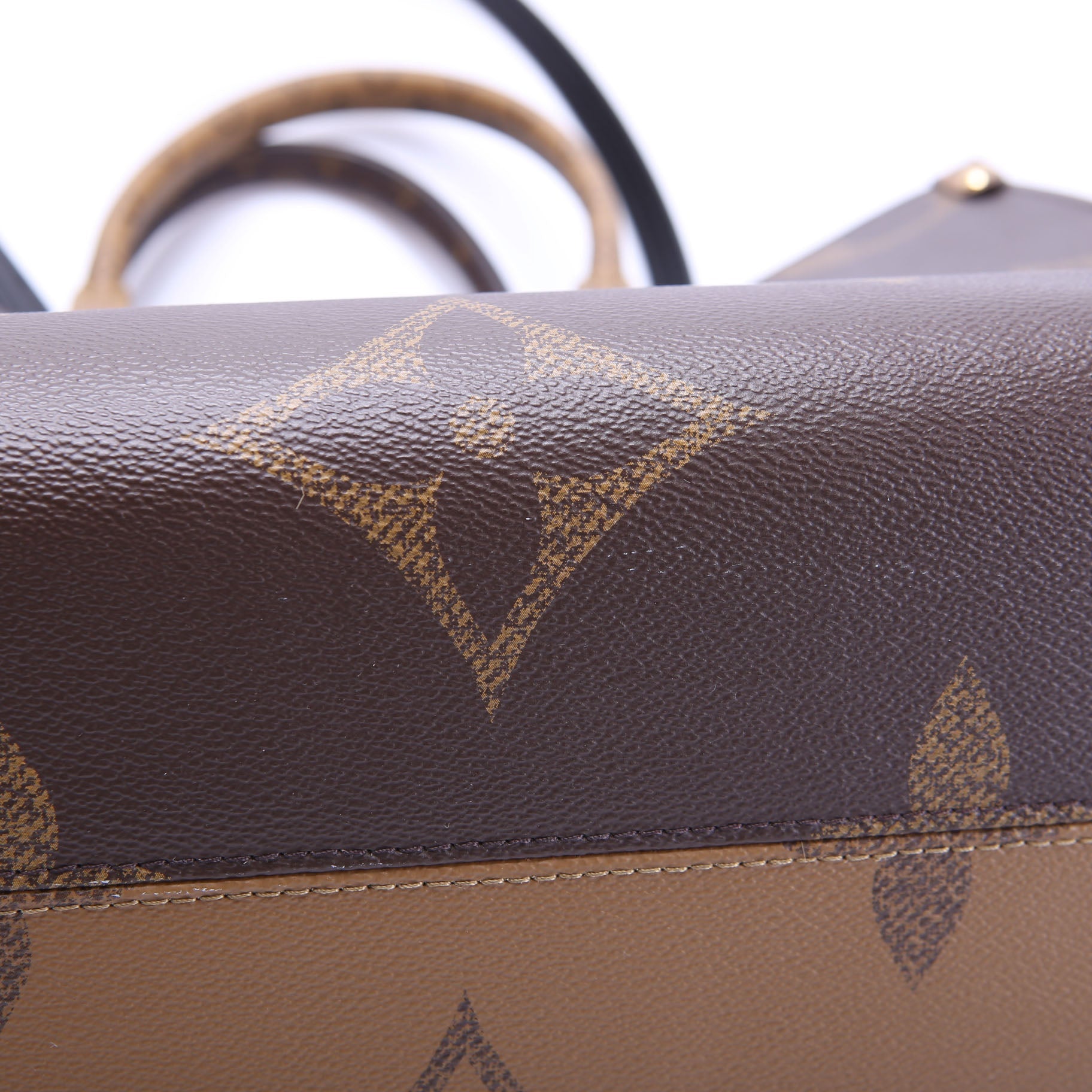 Louis Vuitton ONTHEGO MM Monogram Reverse