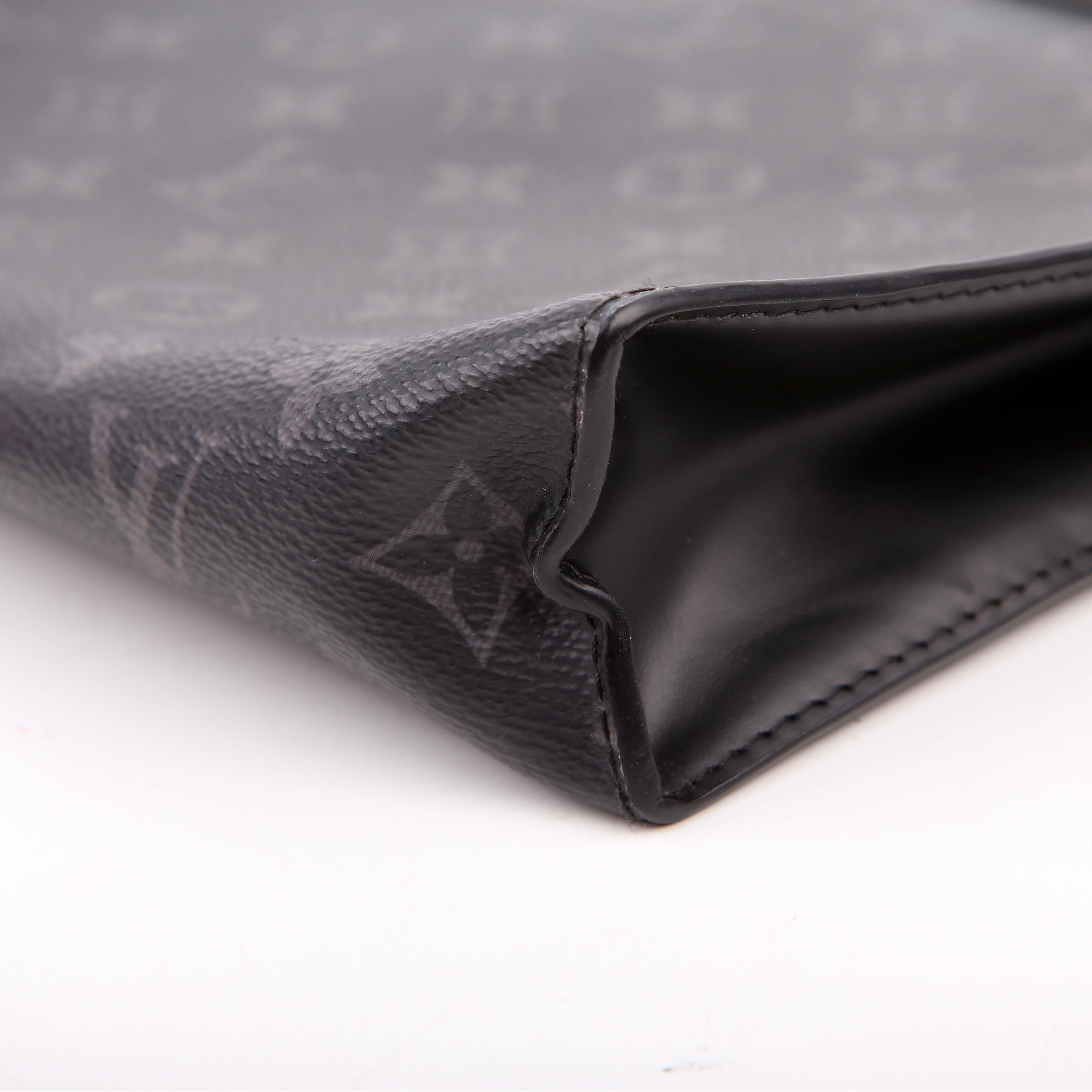 Louis Vuitton Pochette Voyage MM Monogram Eclipse