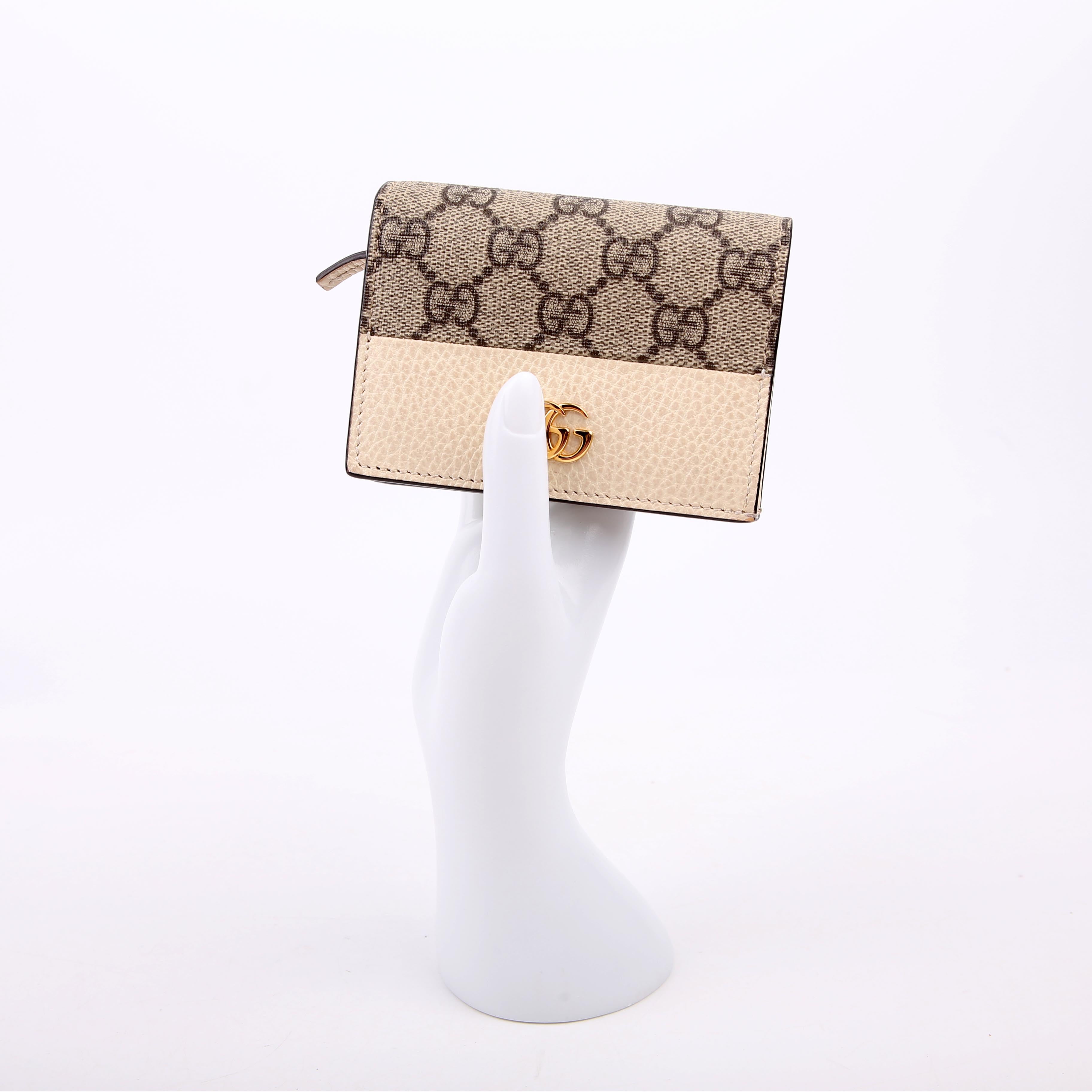 Gucci 658610 GG Supreme Marmont Card Case White