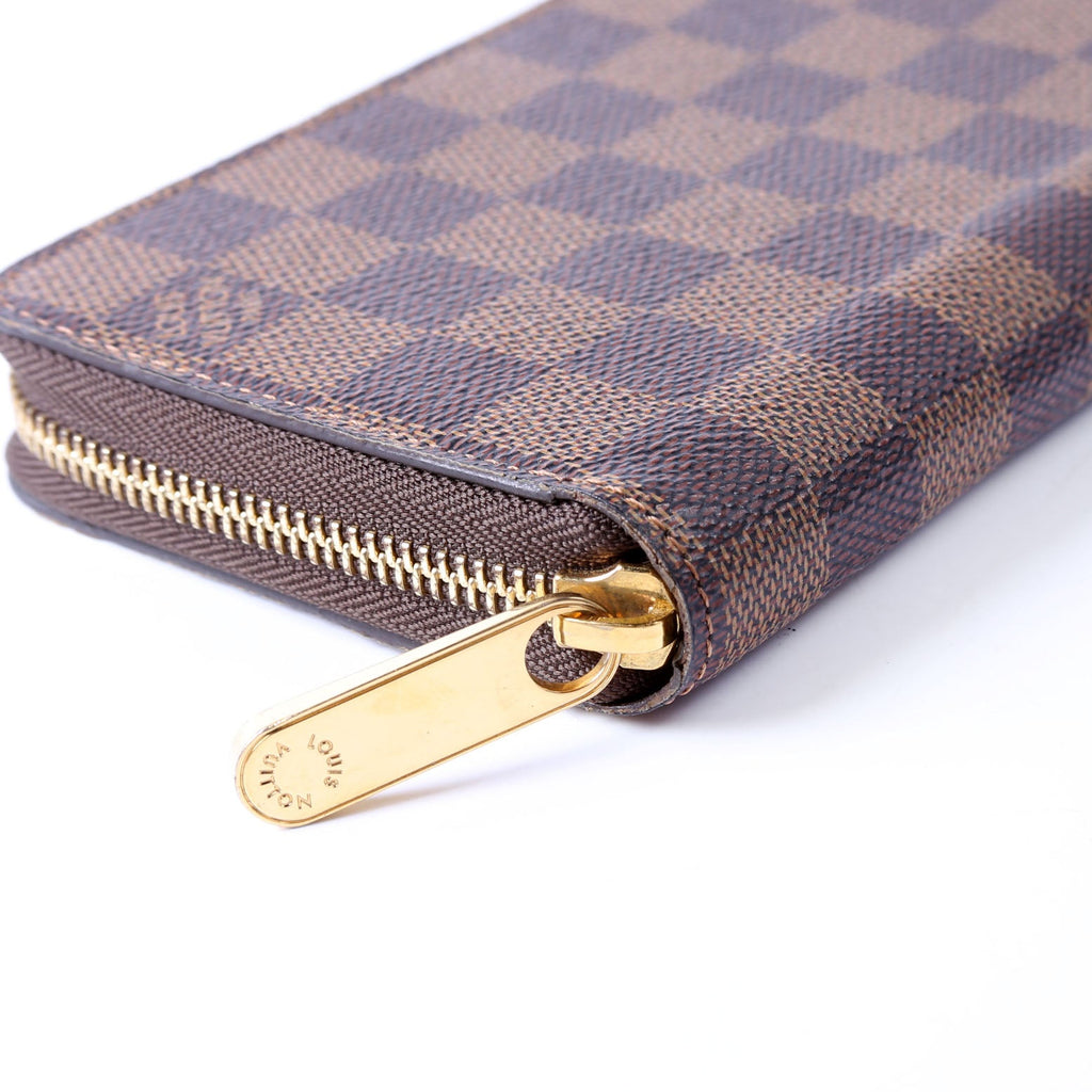 Louis Vuitton Zippy Wallet Damier Ebene