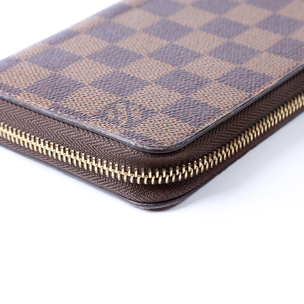 Louis Vuitton Zippy Wallet Damier Ebene