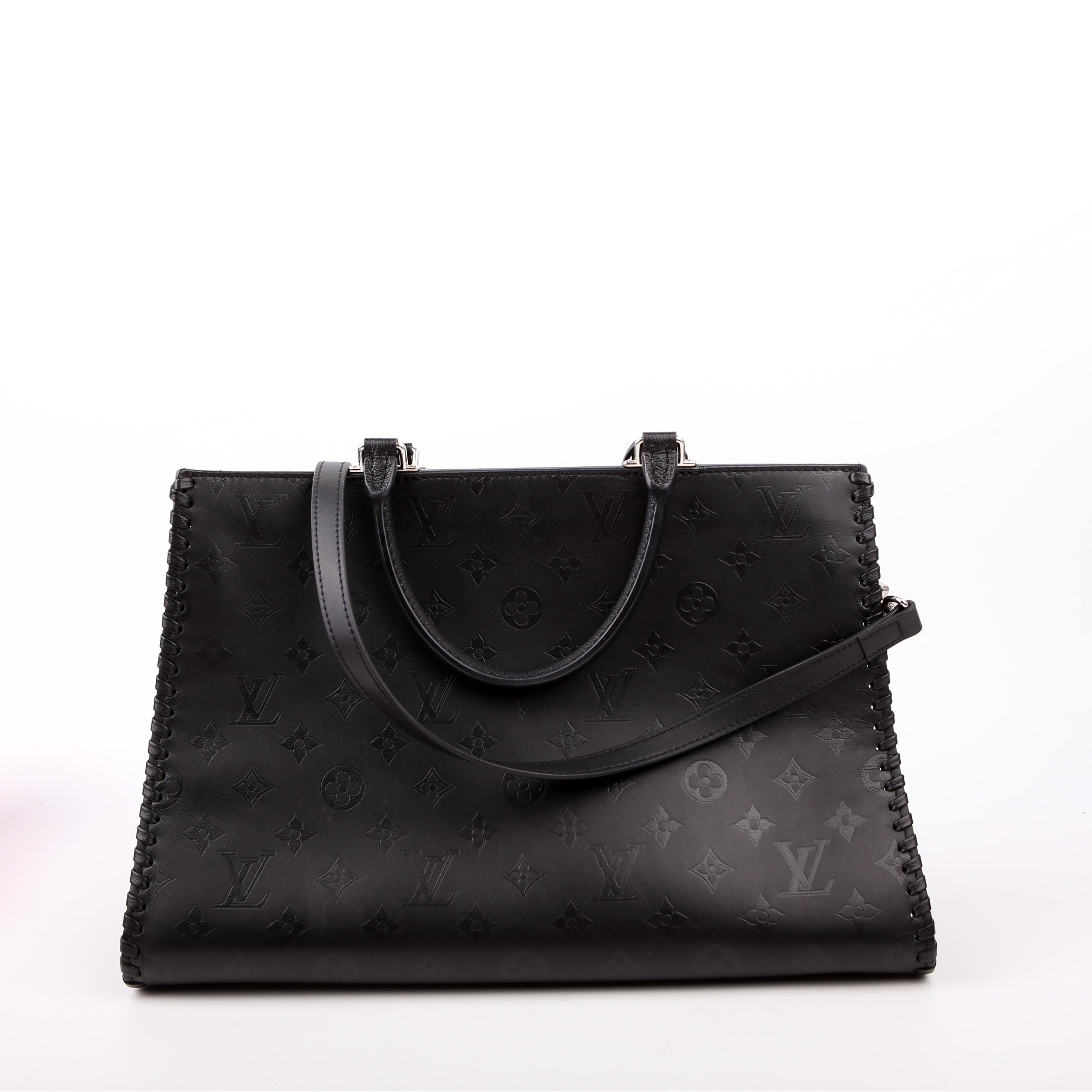 Louis Vuitton Very Zipped Tote Black