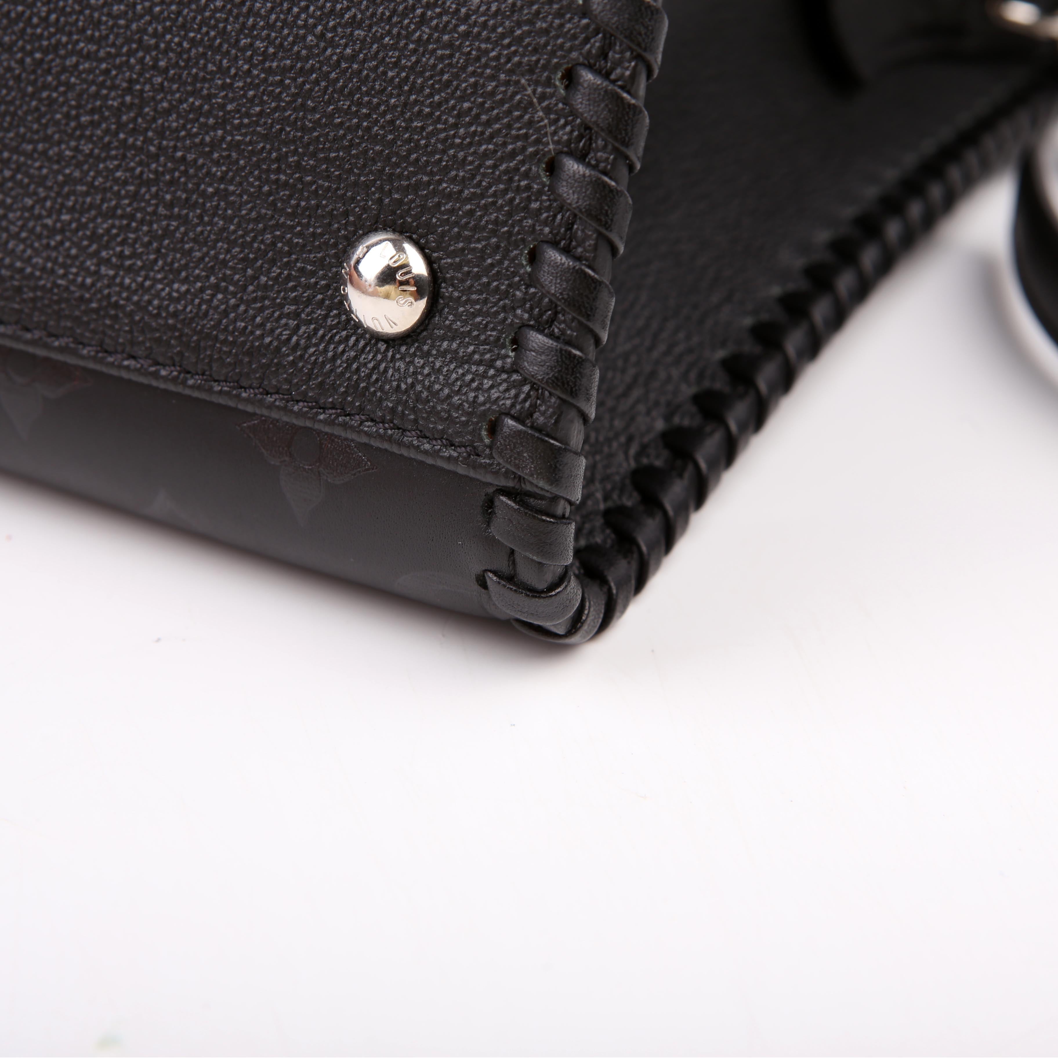 Louis Vuitton Very Zipped Tote Black