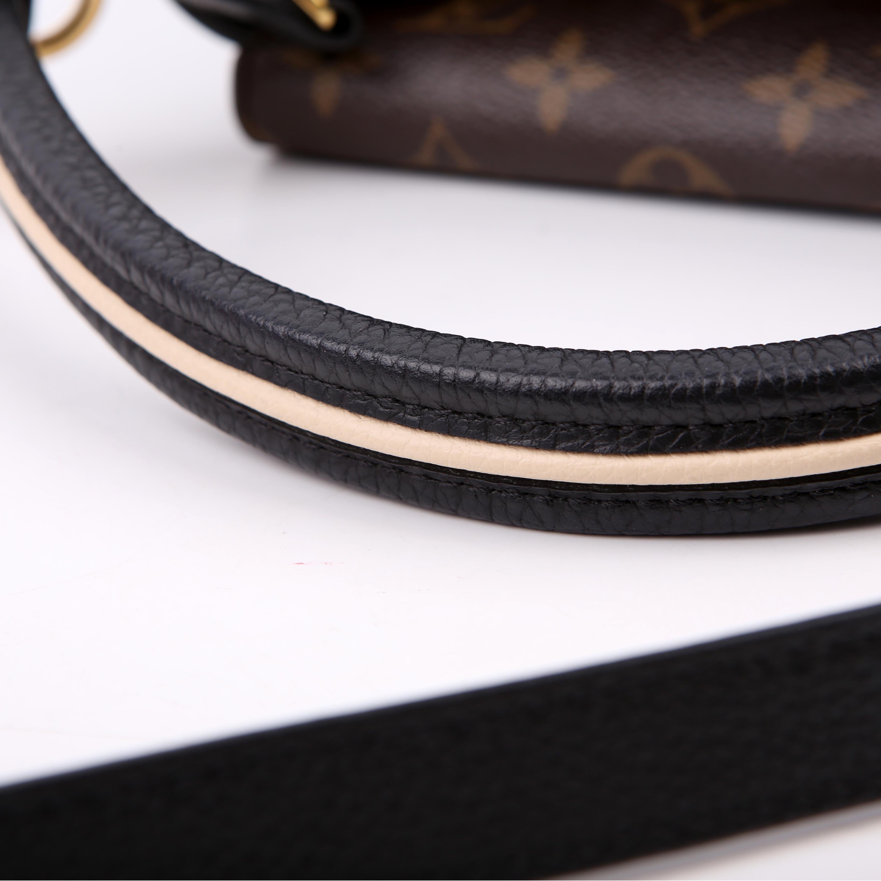 Louis Vuitton Double V Leather Black
