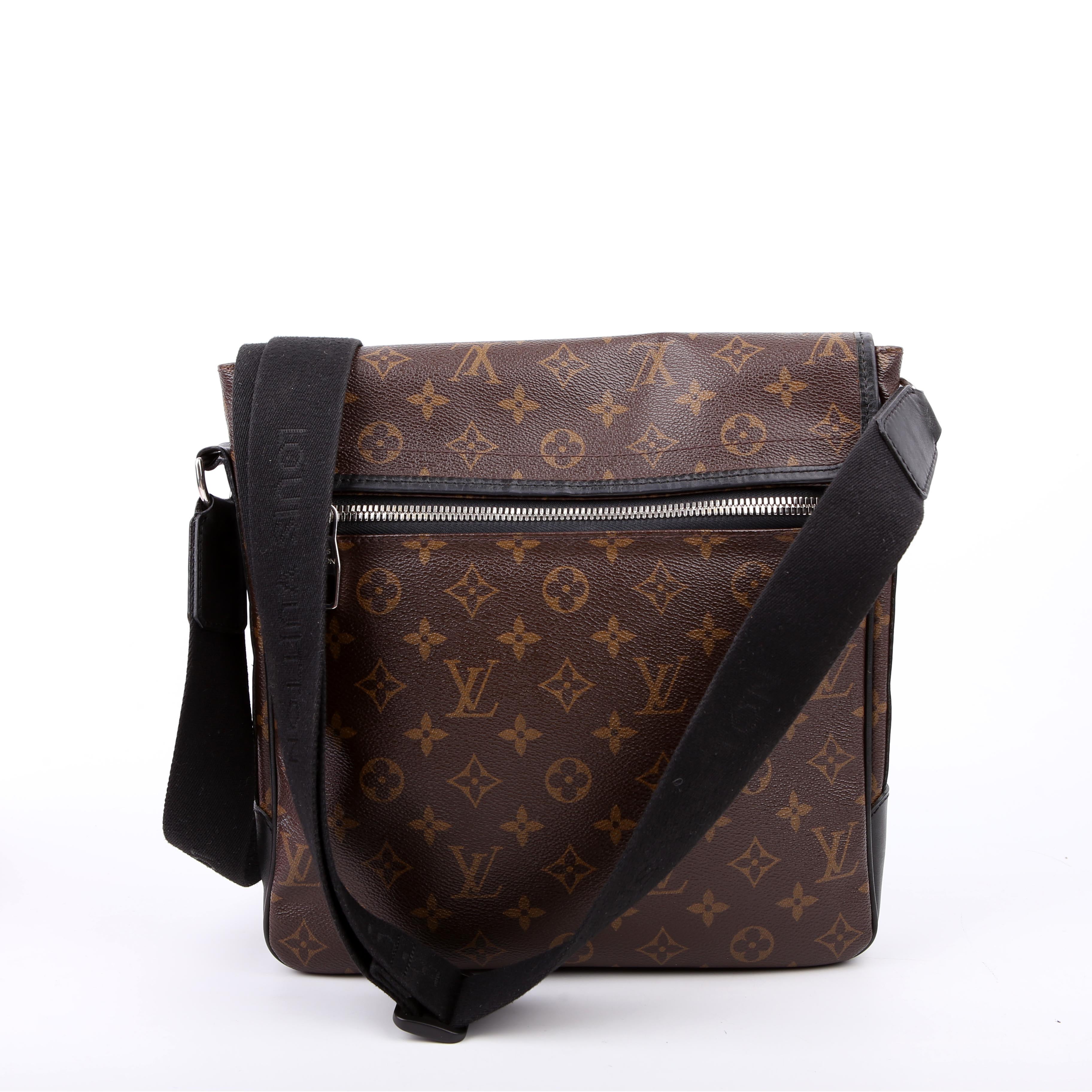 Louis Vuitton Bass MM Macassar Monogram