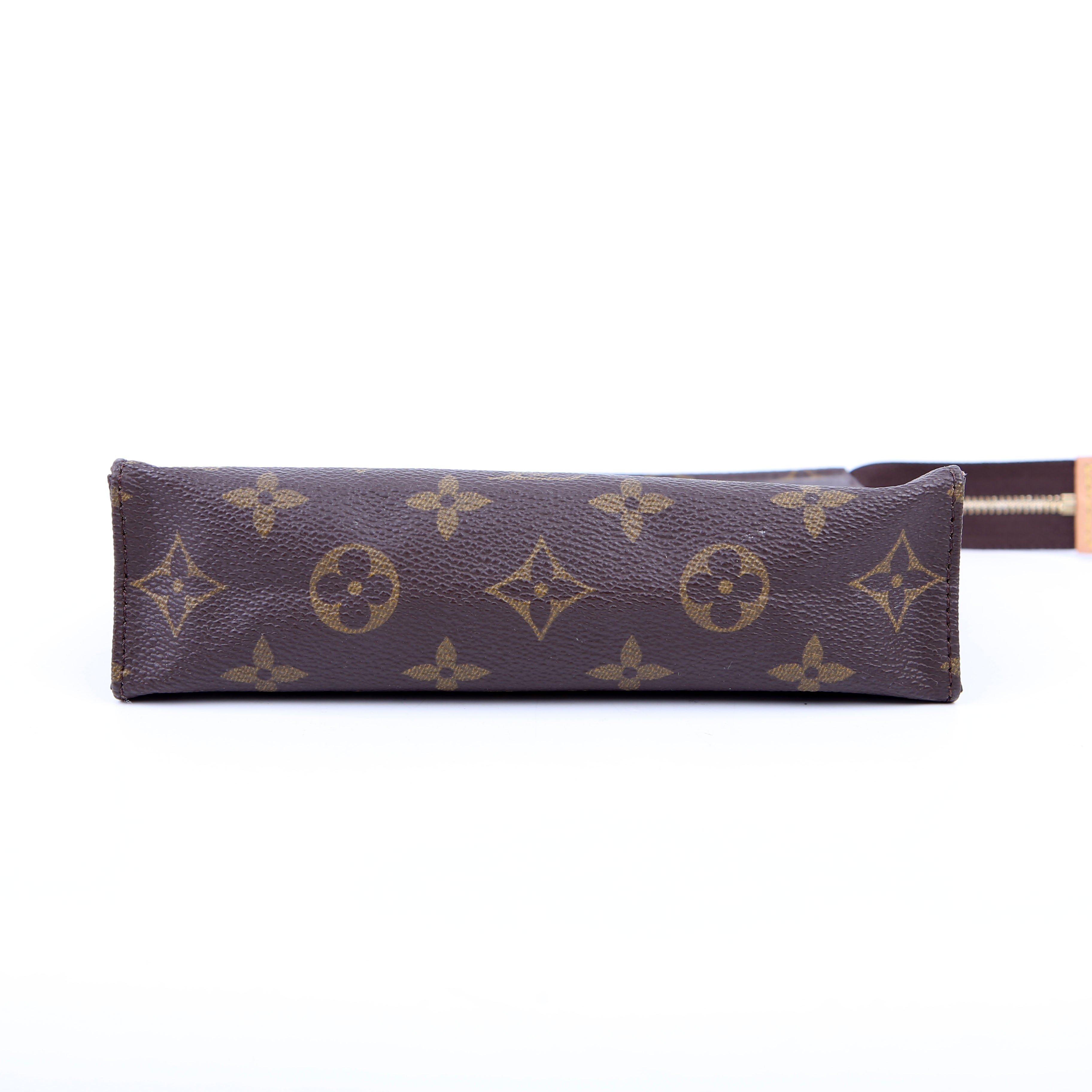 Louis Vuitton Toiletry Pouch 19 Monogram Newer