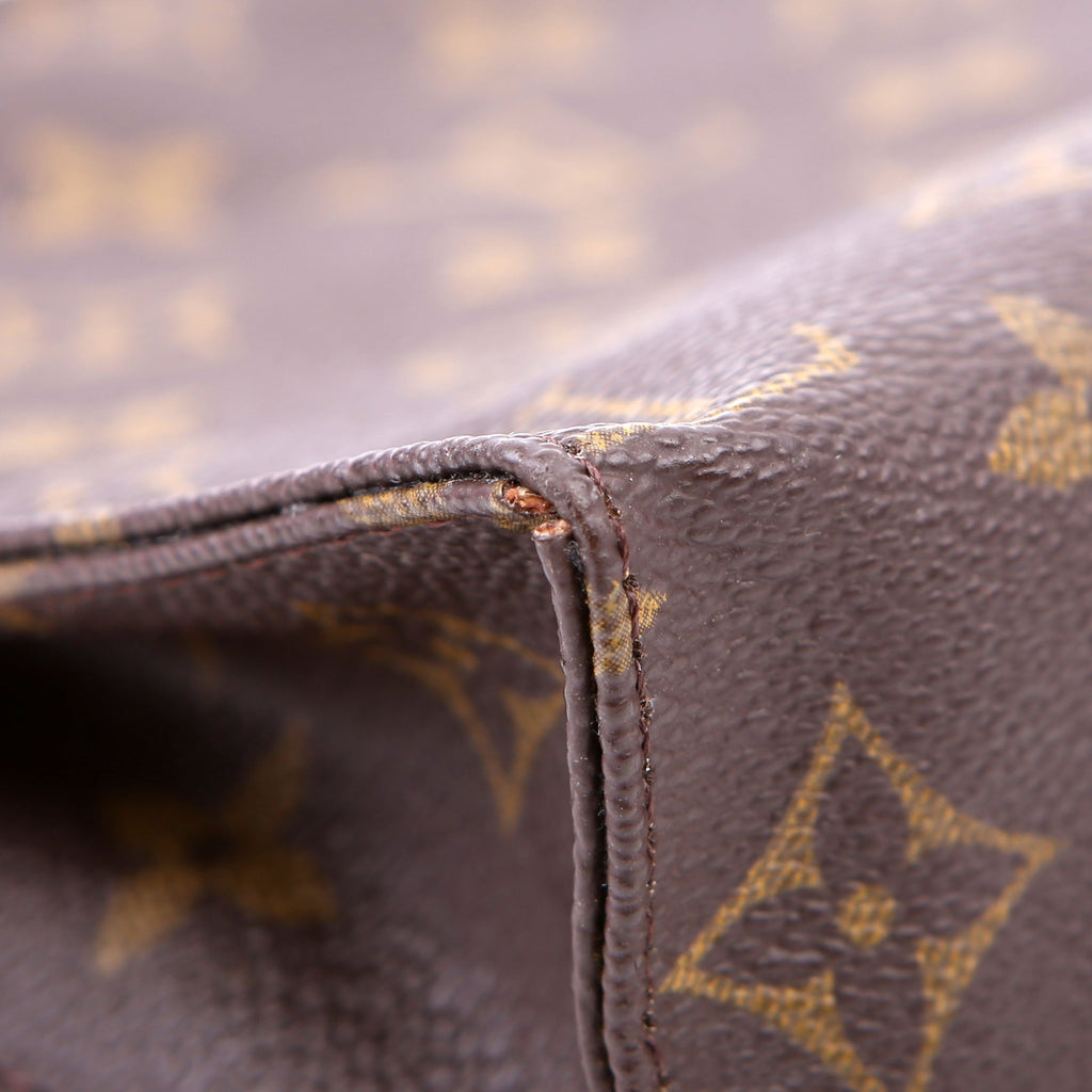 Louis Vuitton Toiletry Pouch 19 Monogram Newer