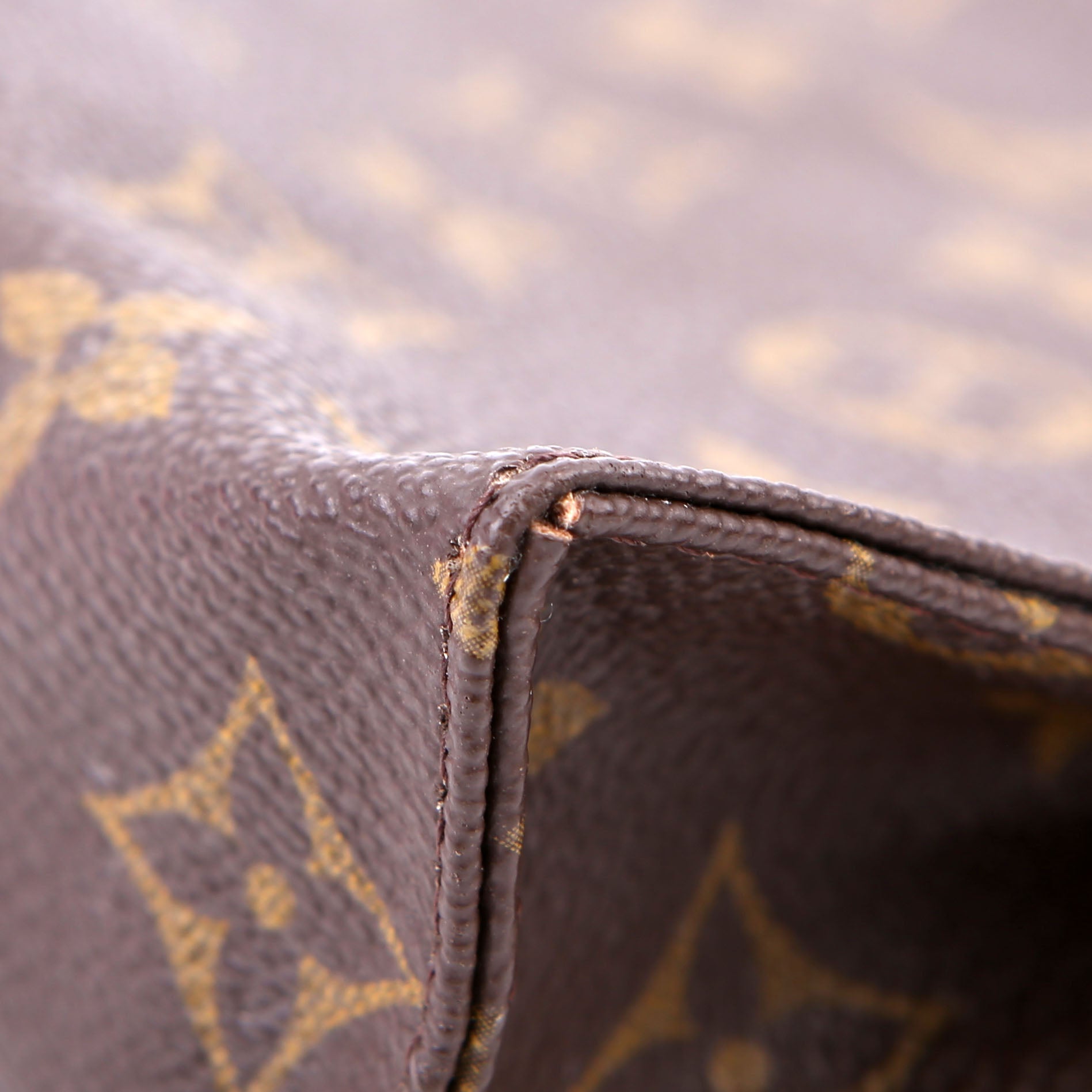 Louis Vuitton Toiletry Pouch 19 Monogram Newer