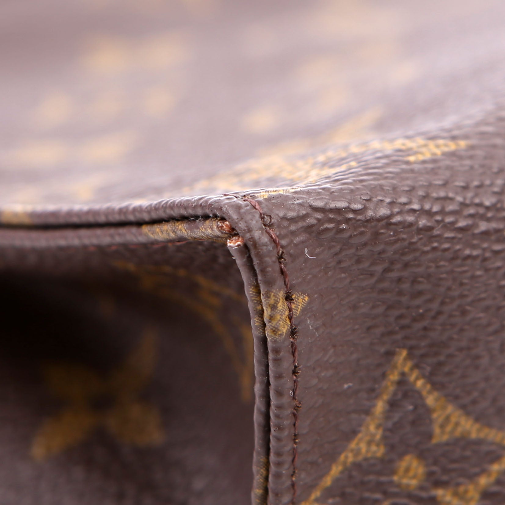 Louis Vuitton Toiletry Pouch 19 Monogram Newer