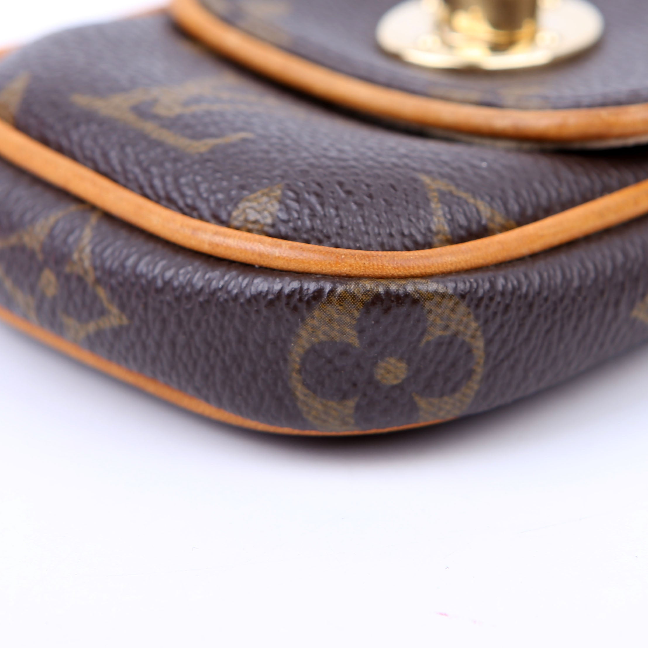 Louis Vuitton Tulum Pochette Monogram