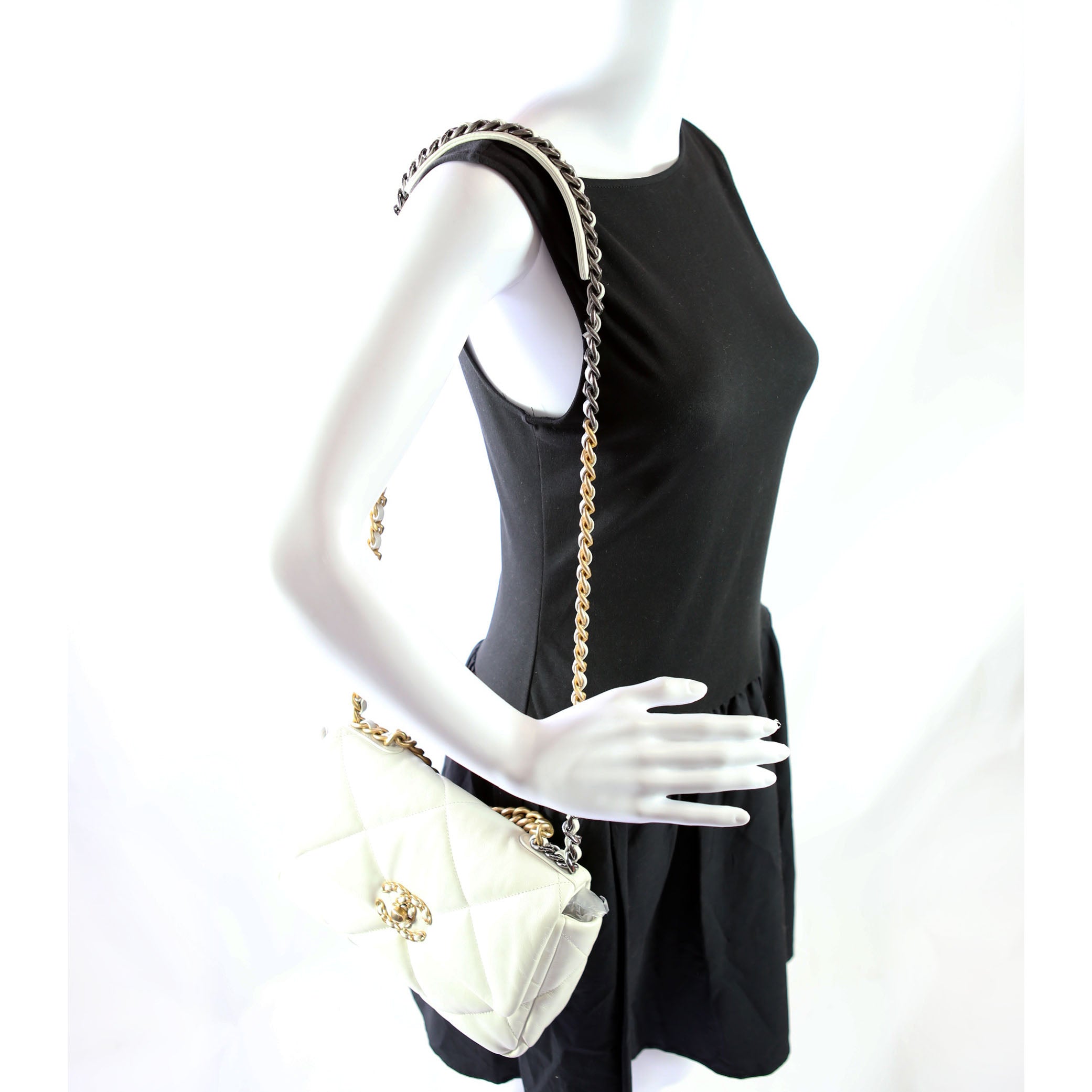 Chanel Quilted Lambskin 19 Small Flap 31M