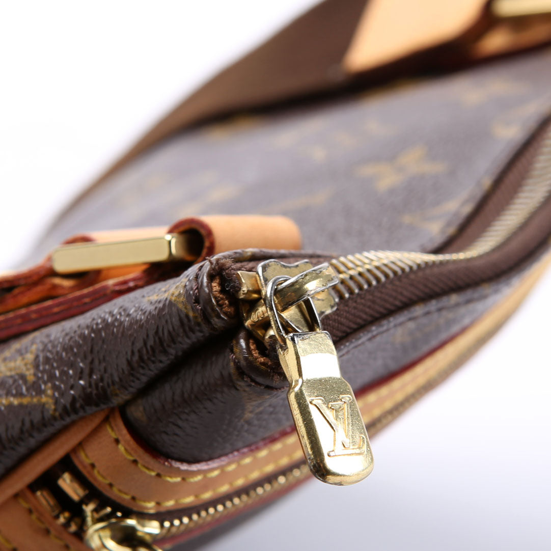 Louis Vuitton Pochette Bosphore Monogram