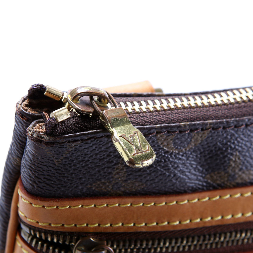 Louis Vuitton Pochette Bosphore Monogram