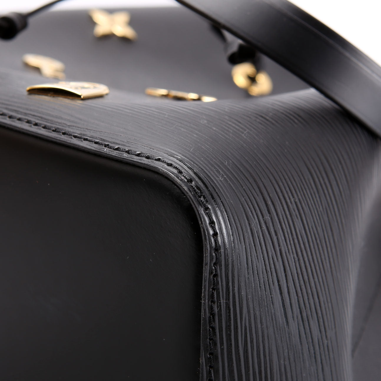 Louis Vuitton Neonoe Epi Lock Lock Black