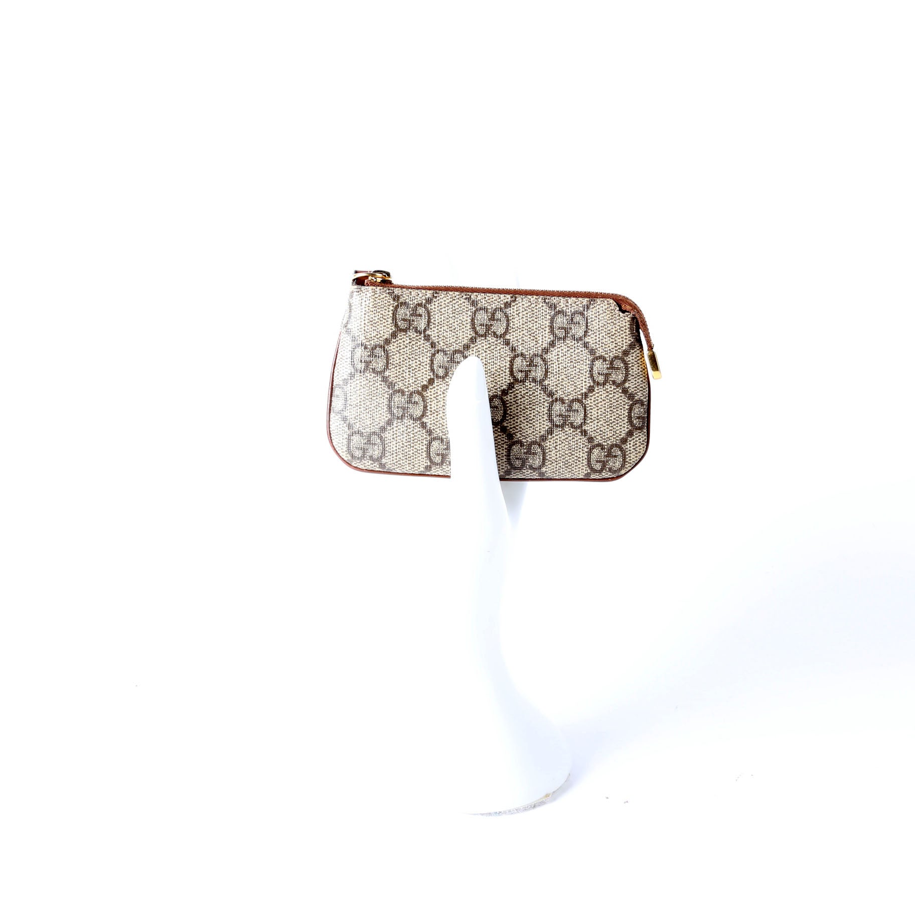 Gucci 447964 GG Supreme Key Case